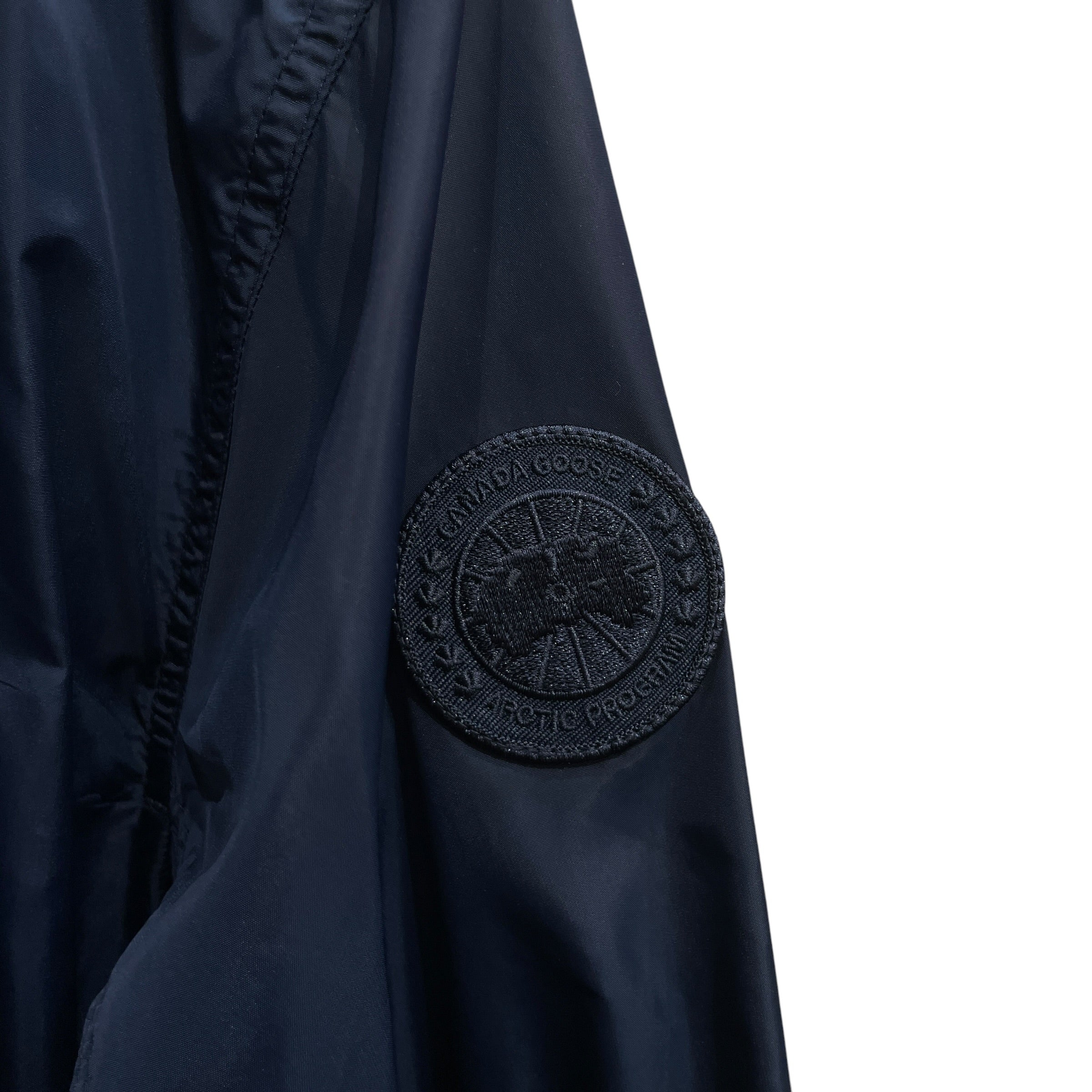 CANADA GOOSE/Windbreaker/L/Cotton/NVY/BLUE PATHC ON RIGHT ARM view 5