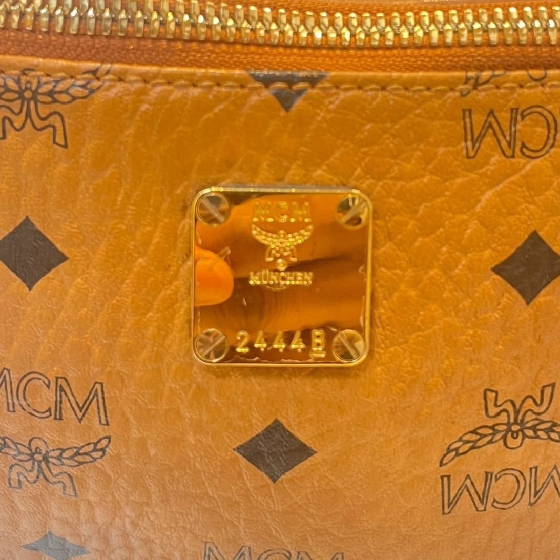 MCM/Cross Body Bag/BERLIN/GLD HARDWARE view 3