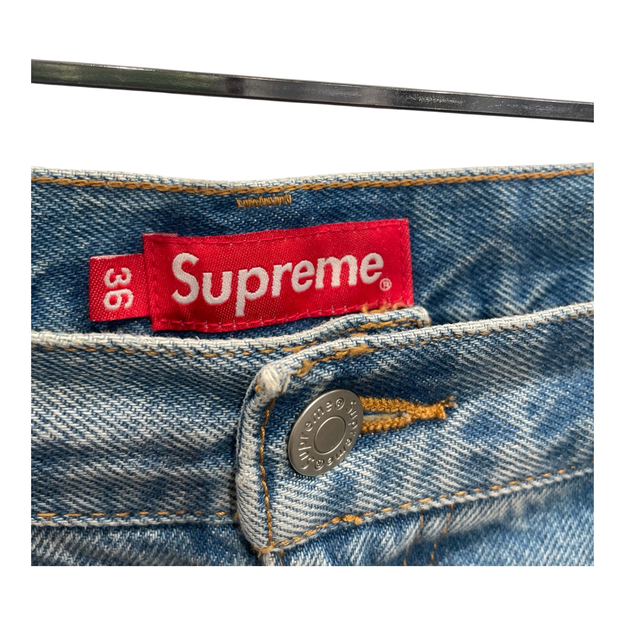 Supreme/Pants/36/Denim/BLU/CARGO POCKETS YELLOW SIDE LOGO view 3