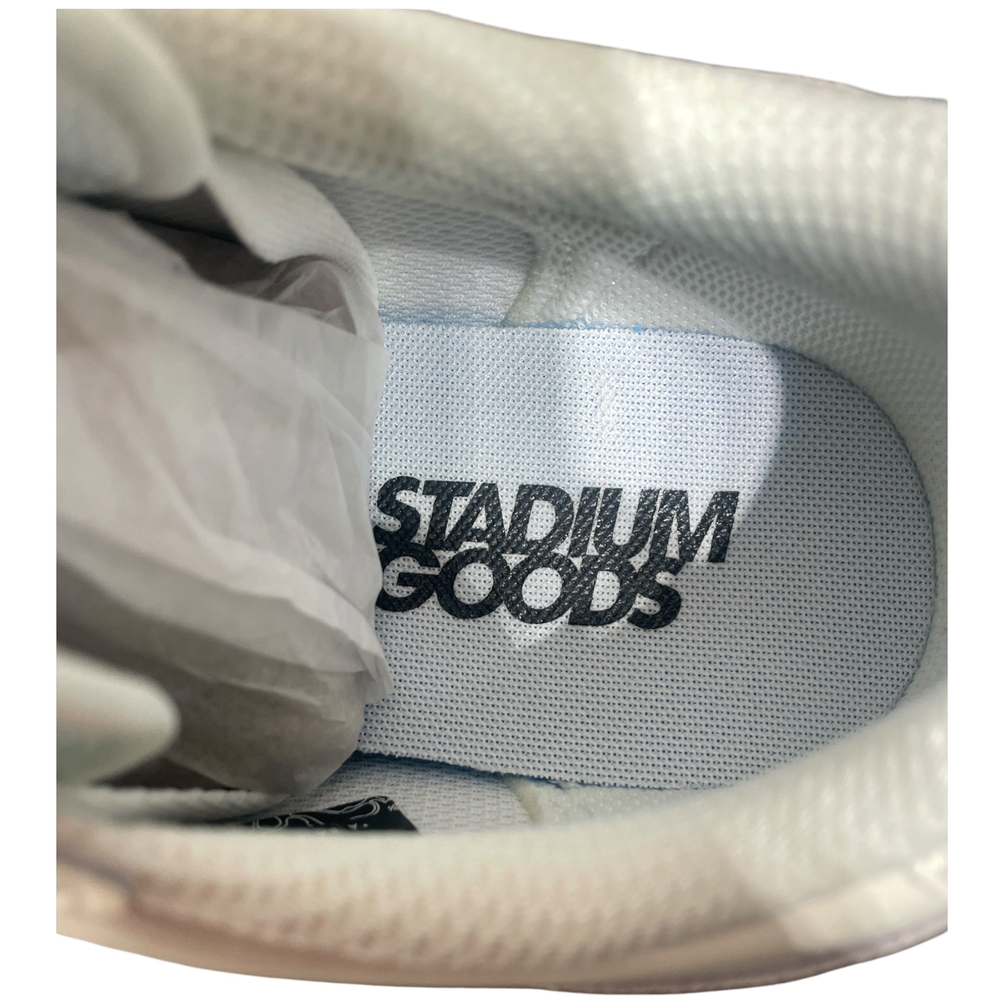 A BATHING APE/Low-Sneakers/US 8/Leather/WHT/Stadium Goods Mad Sta view 3