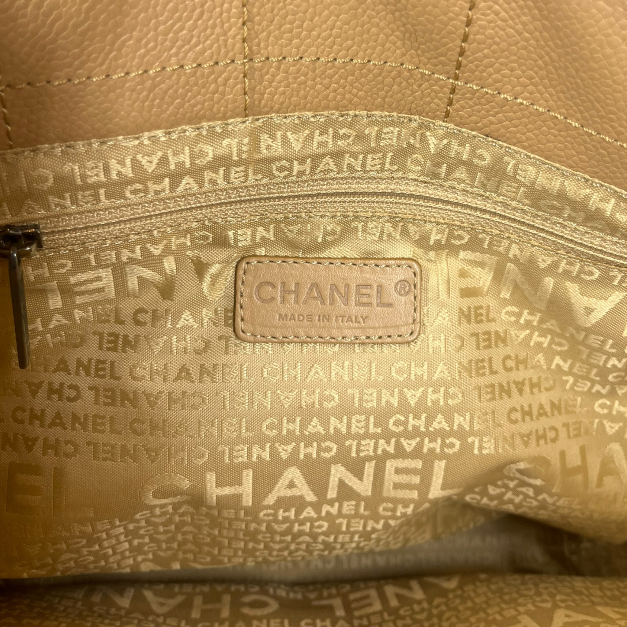 CHANEL/Tote Bag/Leather/BEG/Square Quilt Tote Bag view 6