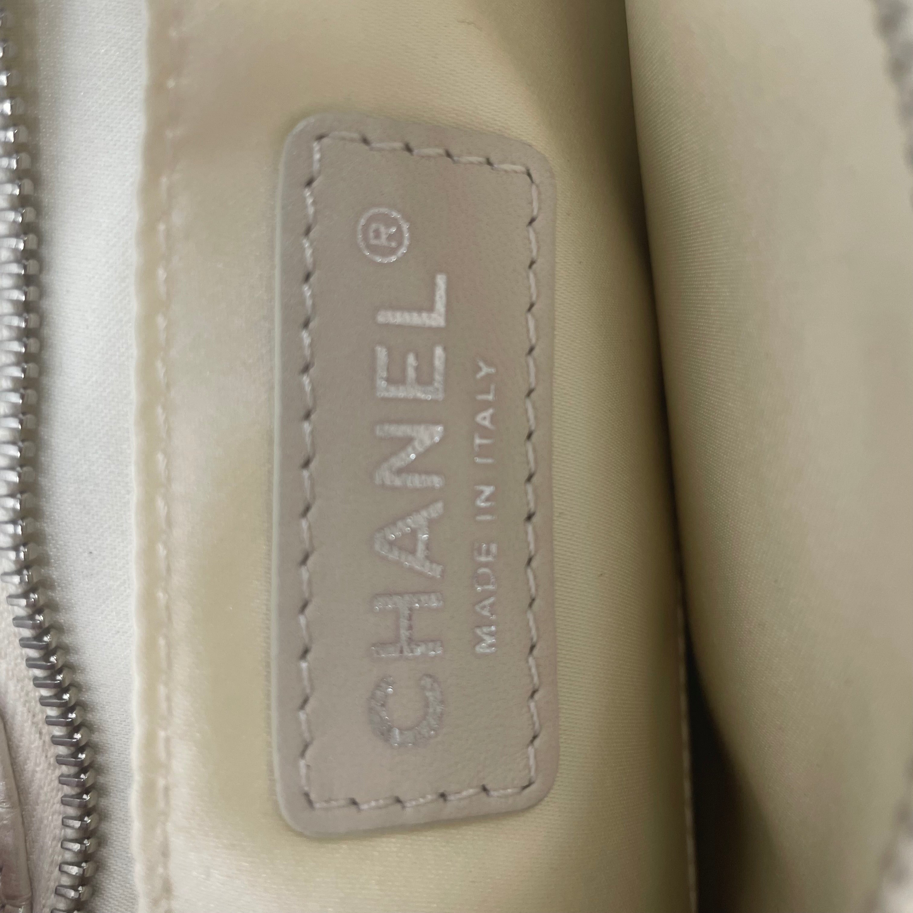 CHANEL/Cross Body Bag/Animal Pattern/Leather/CRM/PYTHON CLASSIQUE SIL HARDWARE view 8