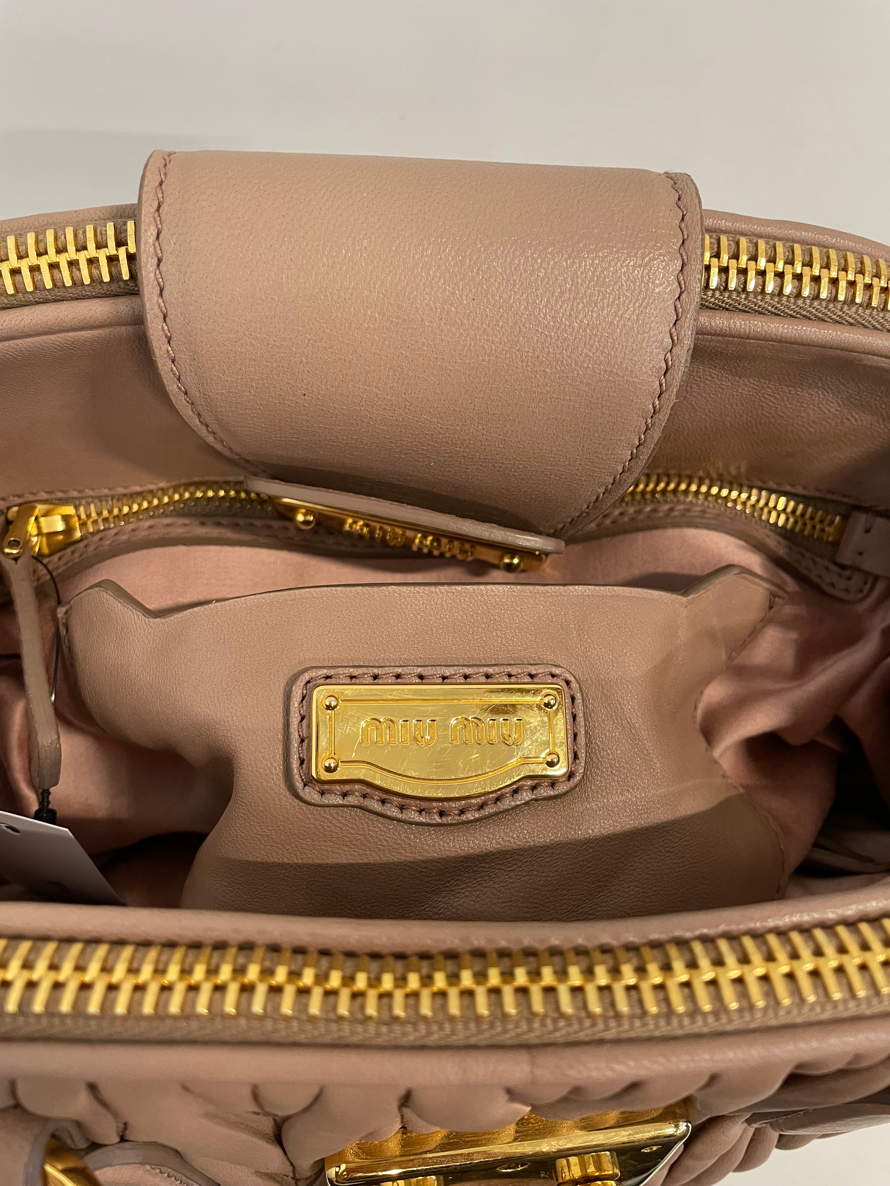 MIU MIU/Bag/Leather/BEG/Matelasse nappa pink beige view 3