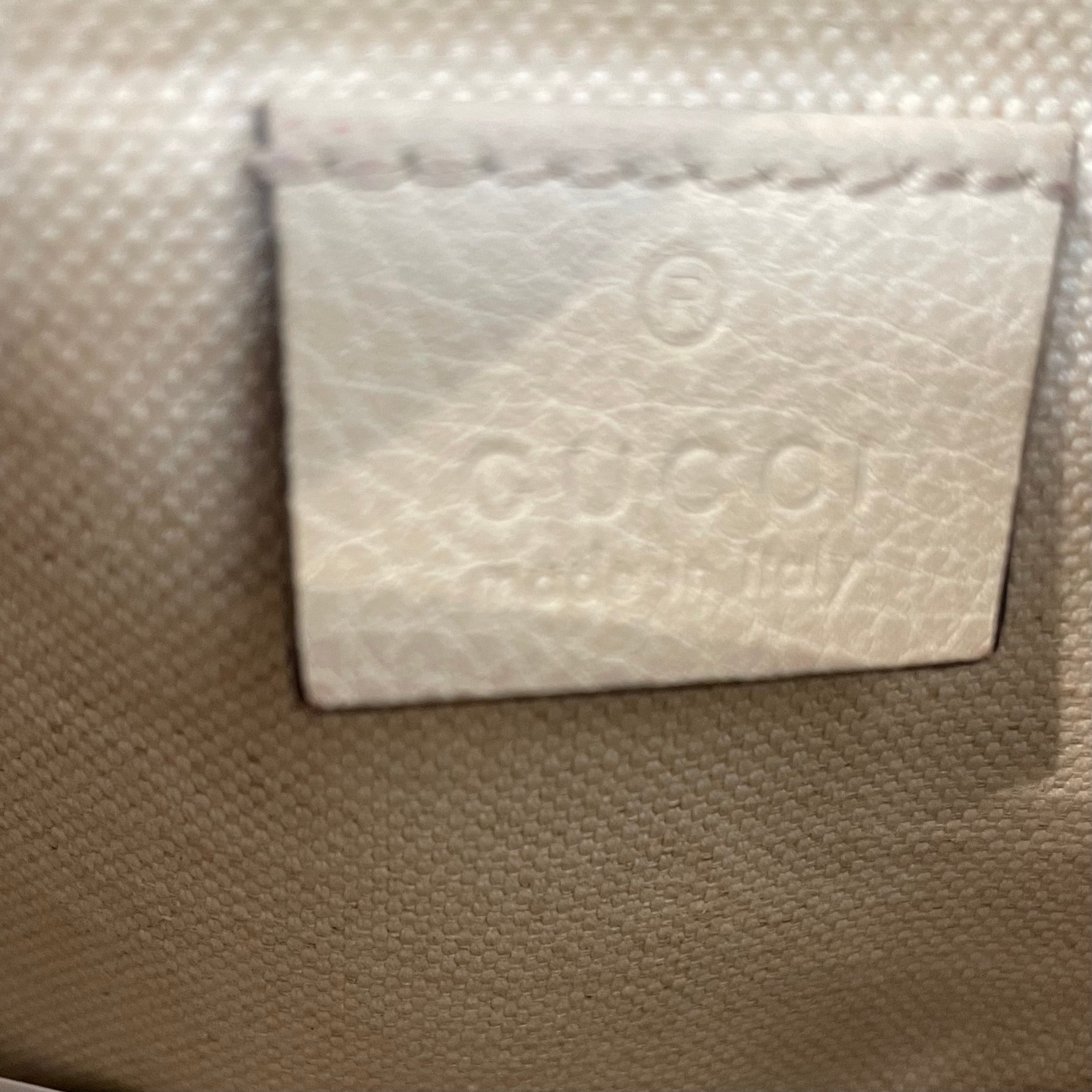 GUCCI/Cross Body Bag/Leather/CRM/SMALL BELT BAG view 4