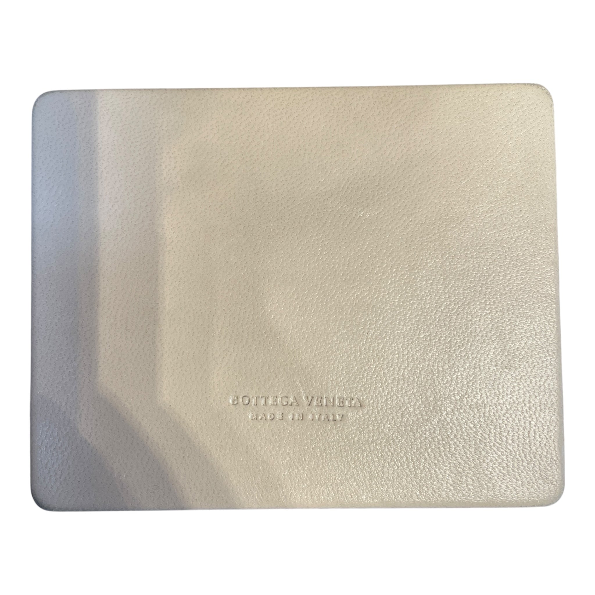 BOTTEGA VENETA/Clutch Bag/Monogram/Lambskin/CRM/intreciatto clutch with mirror view 5