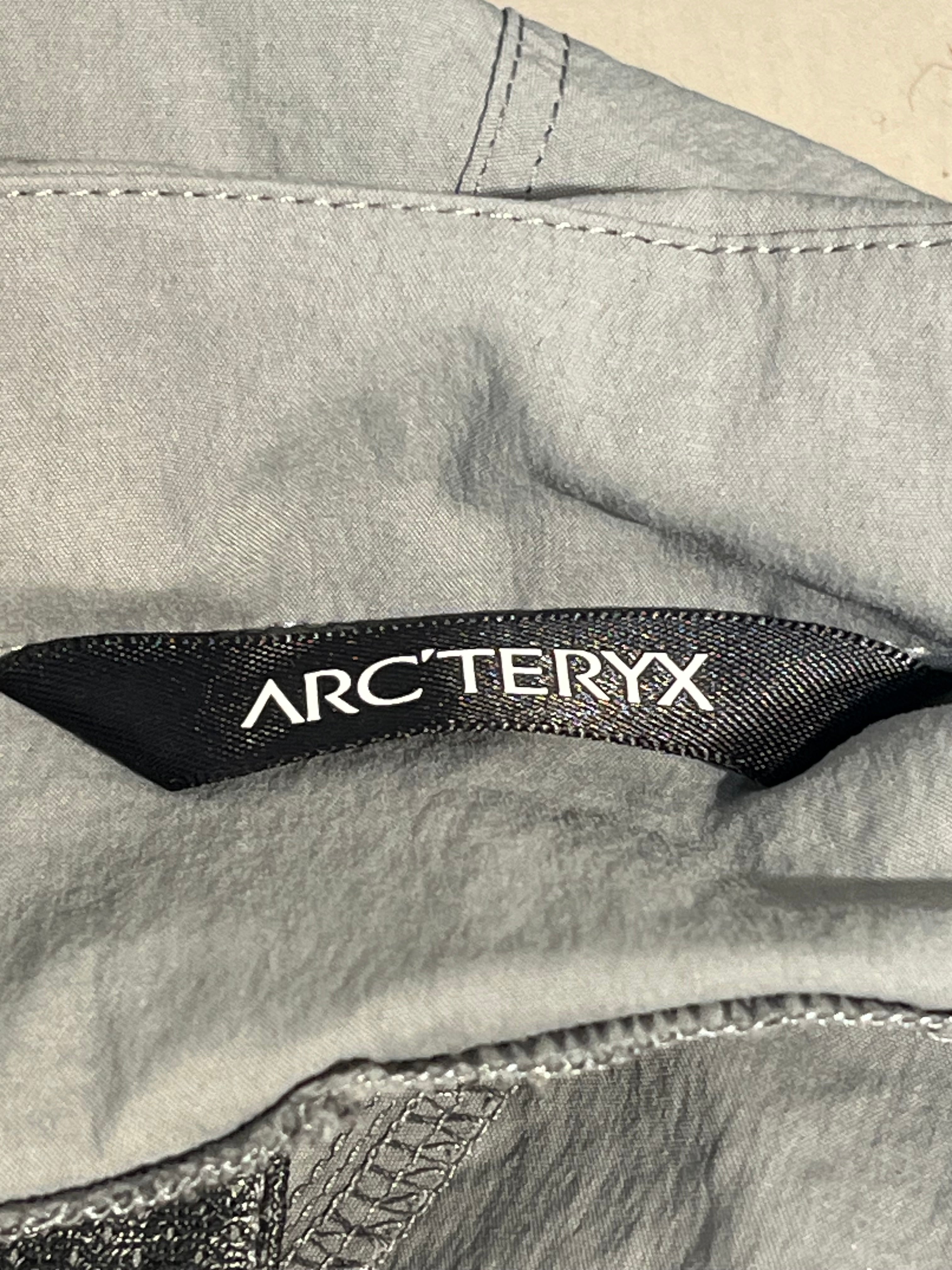 ARC'TERYX/Bottoms/30/Nylon/GRY/CROPPED view 3