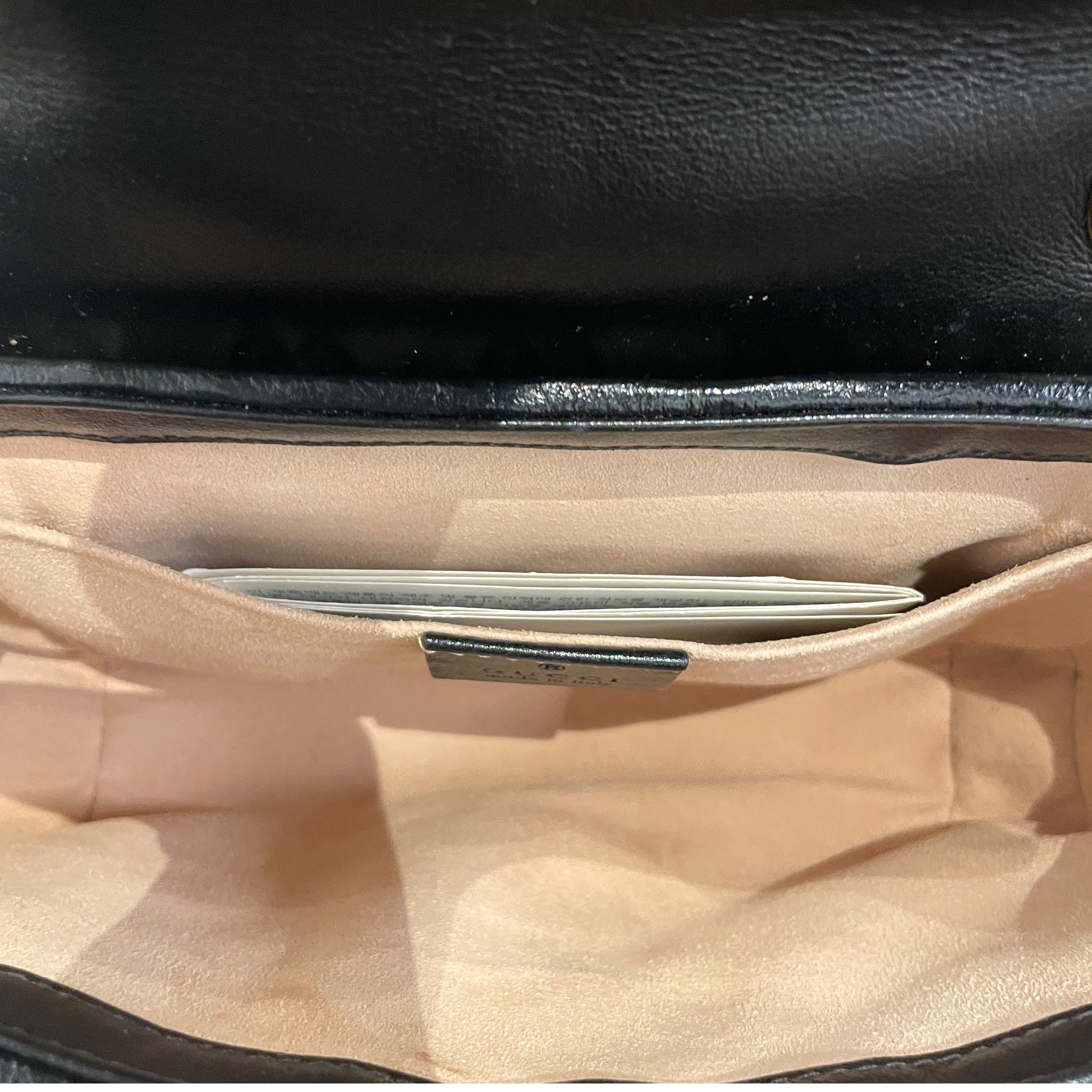 GUCCI/Hand Bag/Monogram/Leather/BEG/marmont diagonal view 4