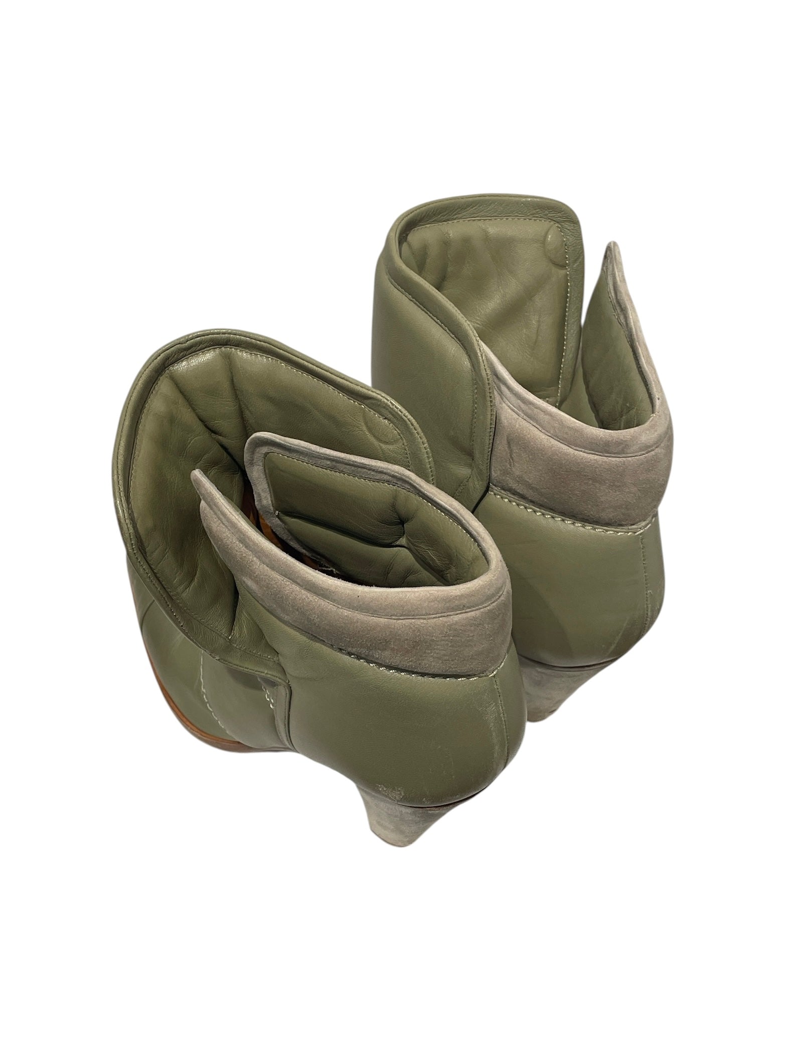 Chloe/Booties/EU 41/Leather/GRN/ankle high puff bootie view 2