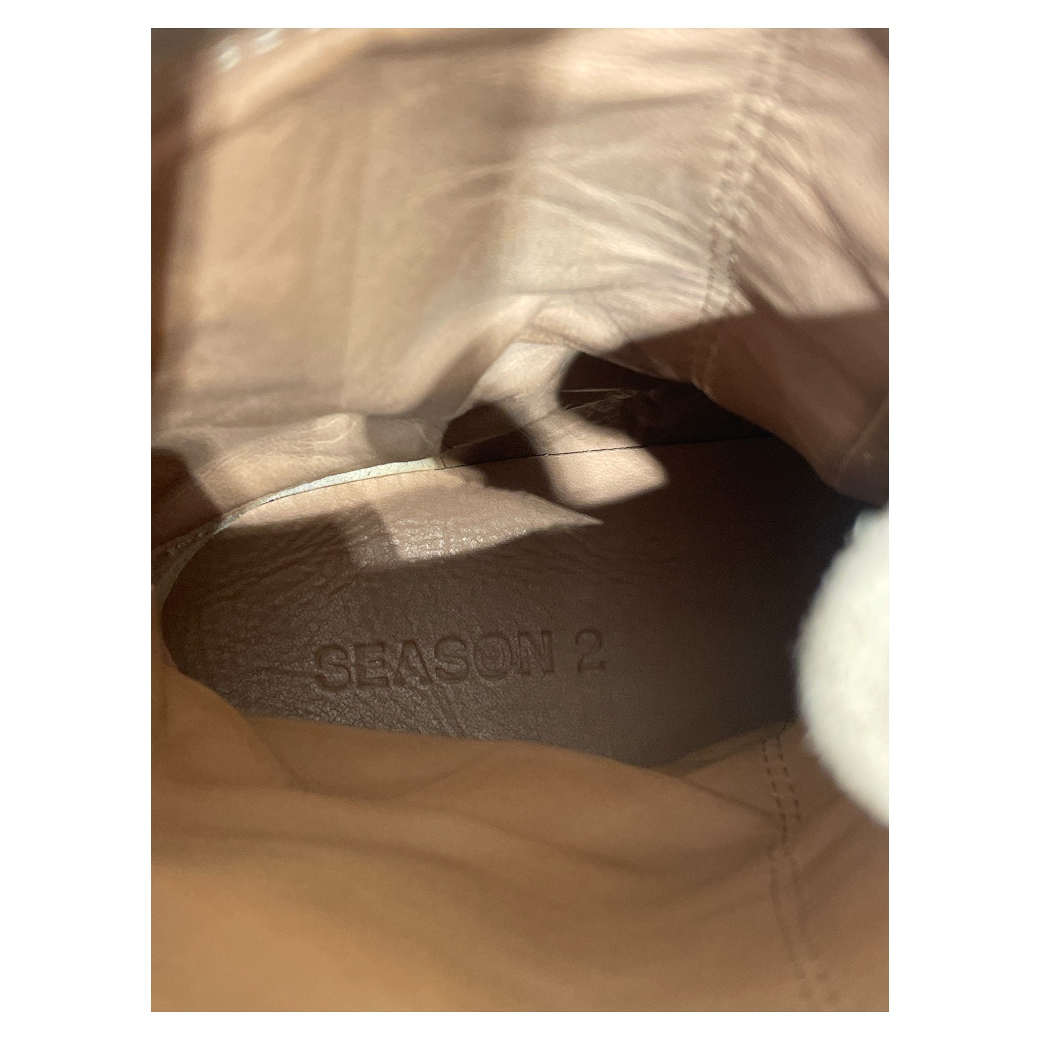 YEEZY/Boots/EU 43/Suede/BEG/Season 2 Military crepe view 3