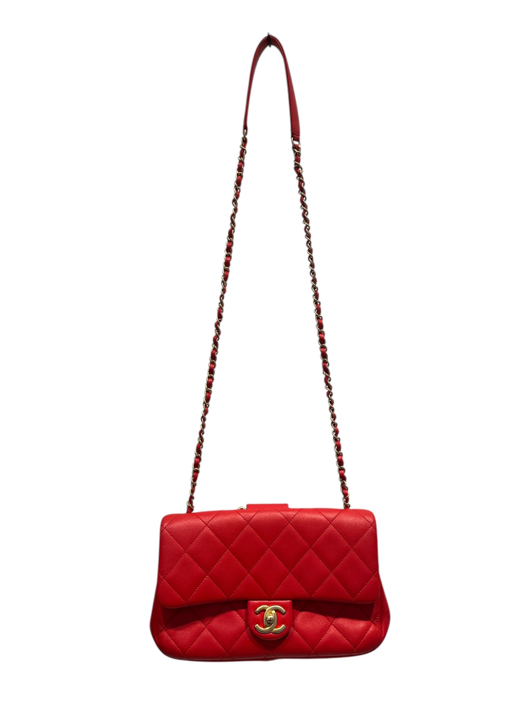 CHANEL/Cross Body Bag/Lambskin/RED/MINIFLAP/GOLDHARDWARE/CLASSIC view 3
