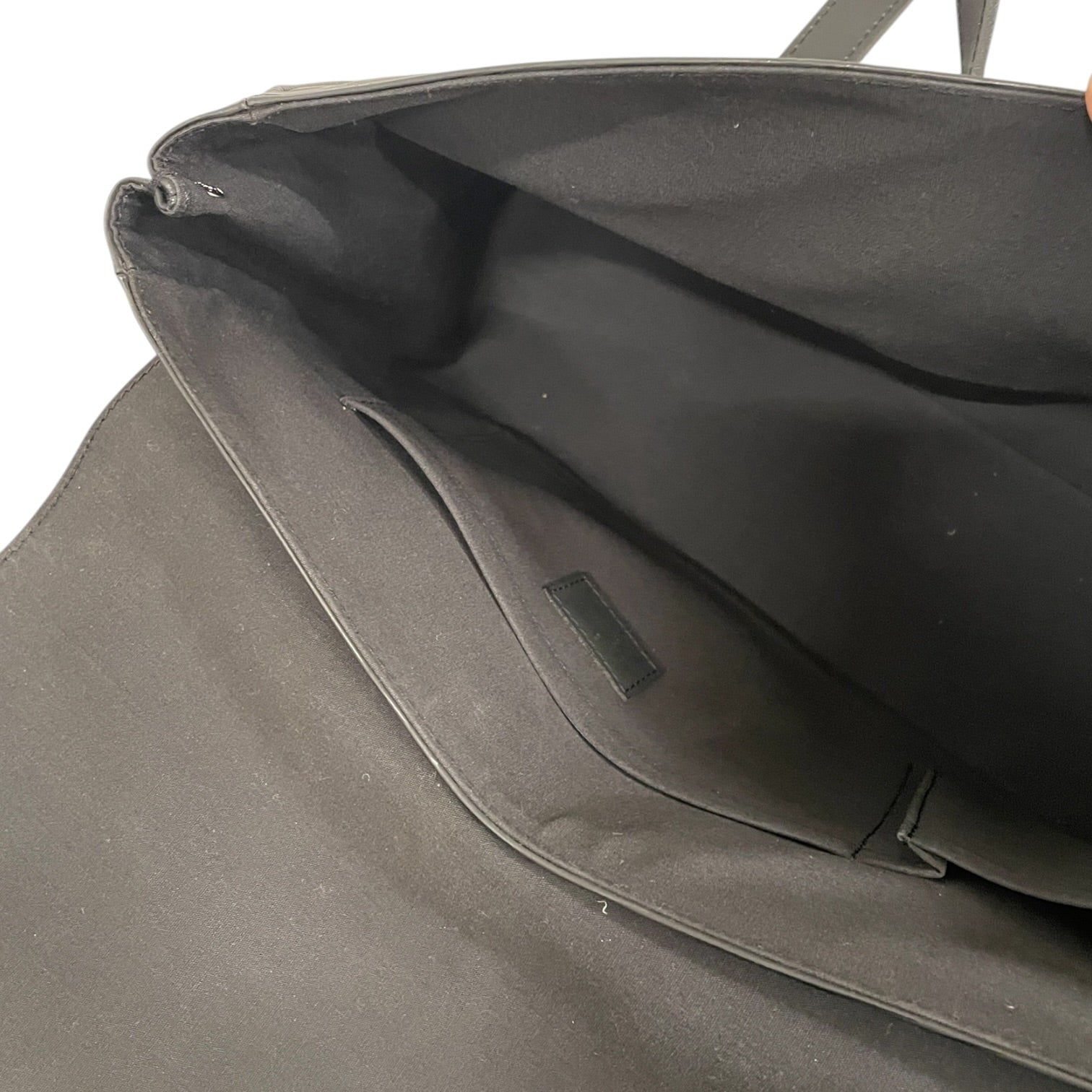 LOUIS VUITTON/Hand Bag/Leather/BLK/Black Epi Segur MM Bag view 4