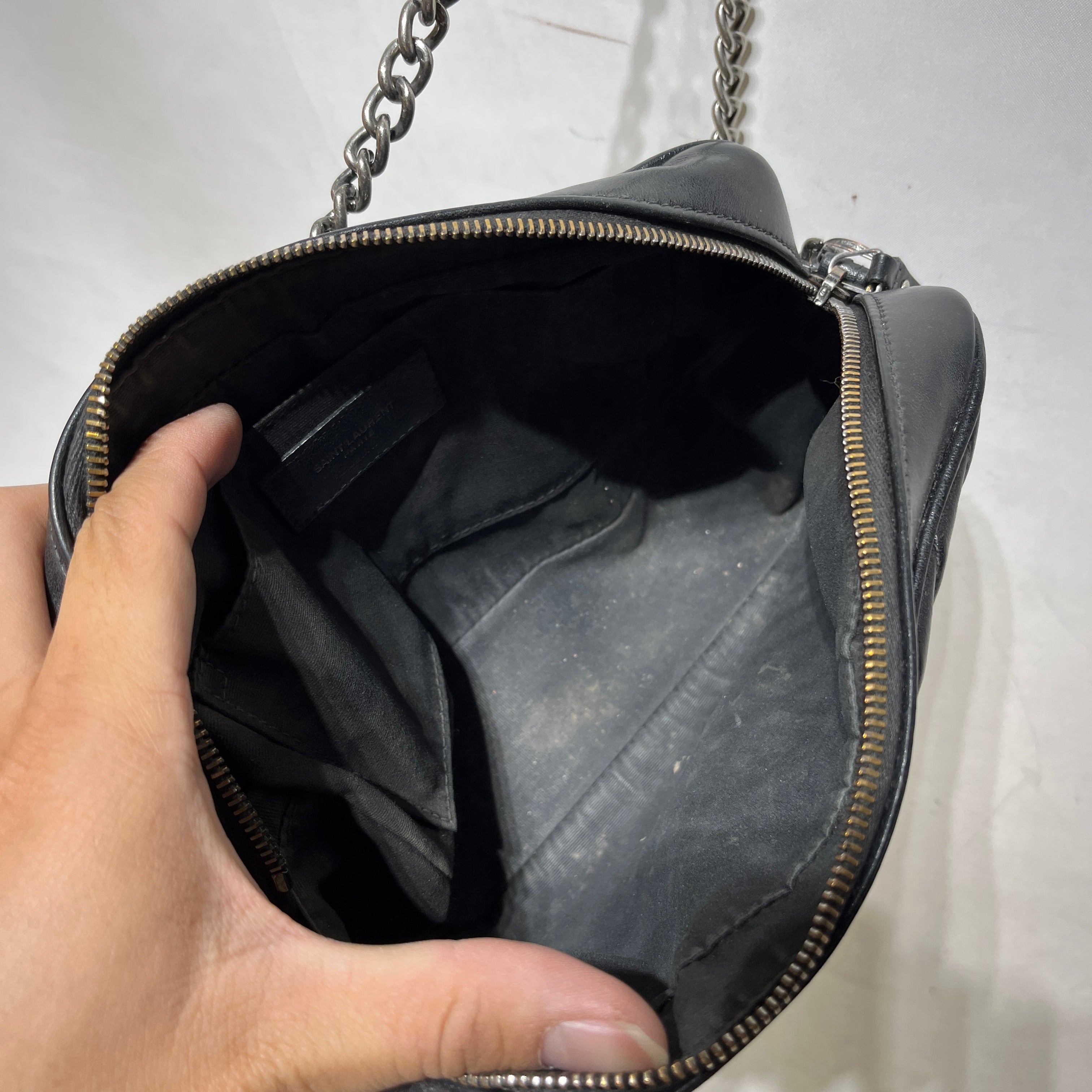 YVES SAINT LAURENT/Cross Body Bag/Leather/BLK/Quilted Leather Bag view 8