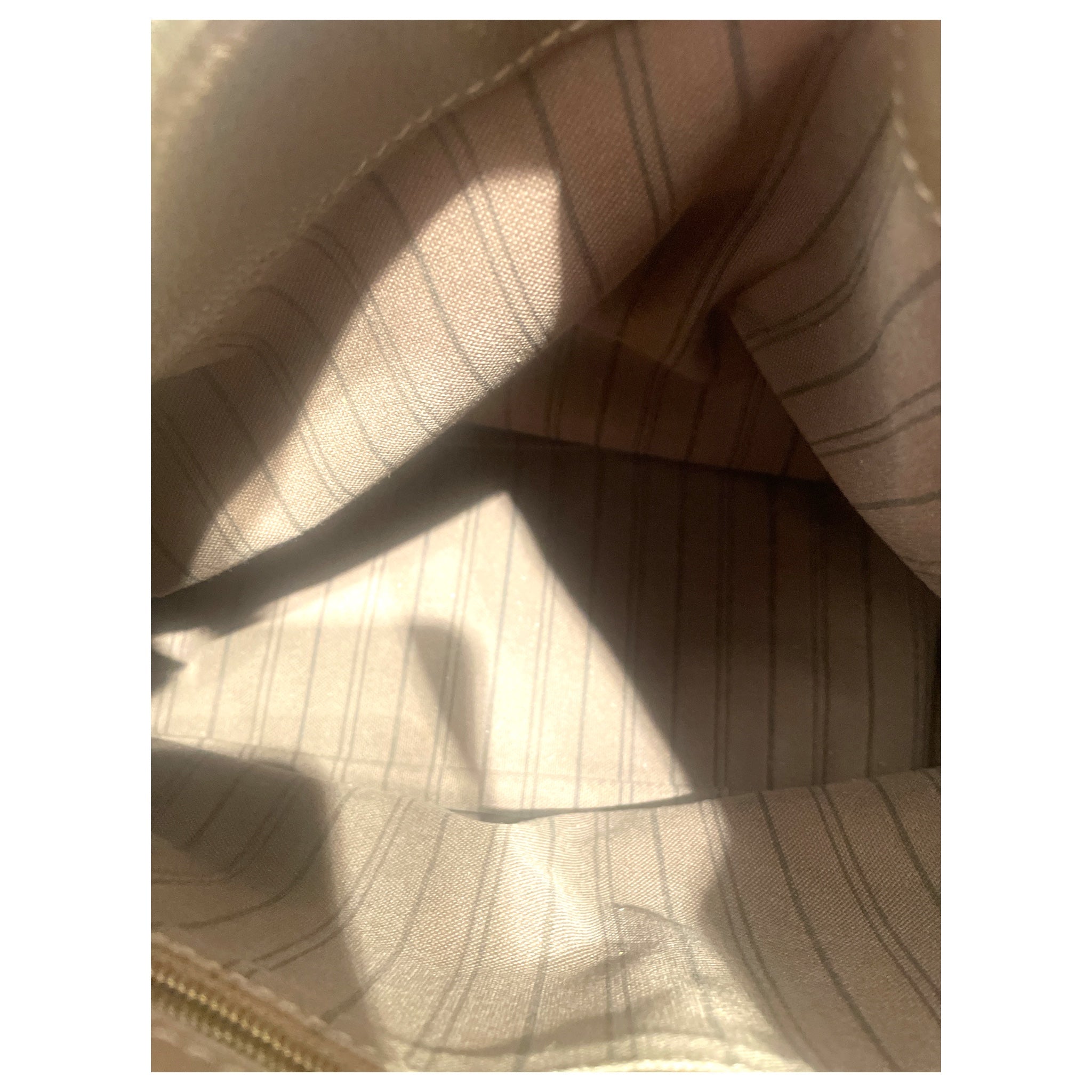 LOUIS VUITTON/Hand Bag/Monogram/Leather/BRW/Embossed Monogram Audacieuse view 3