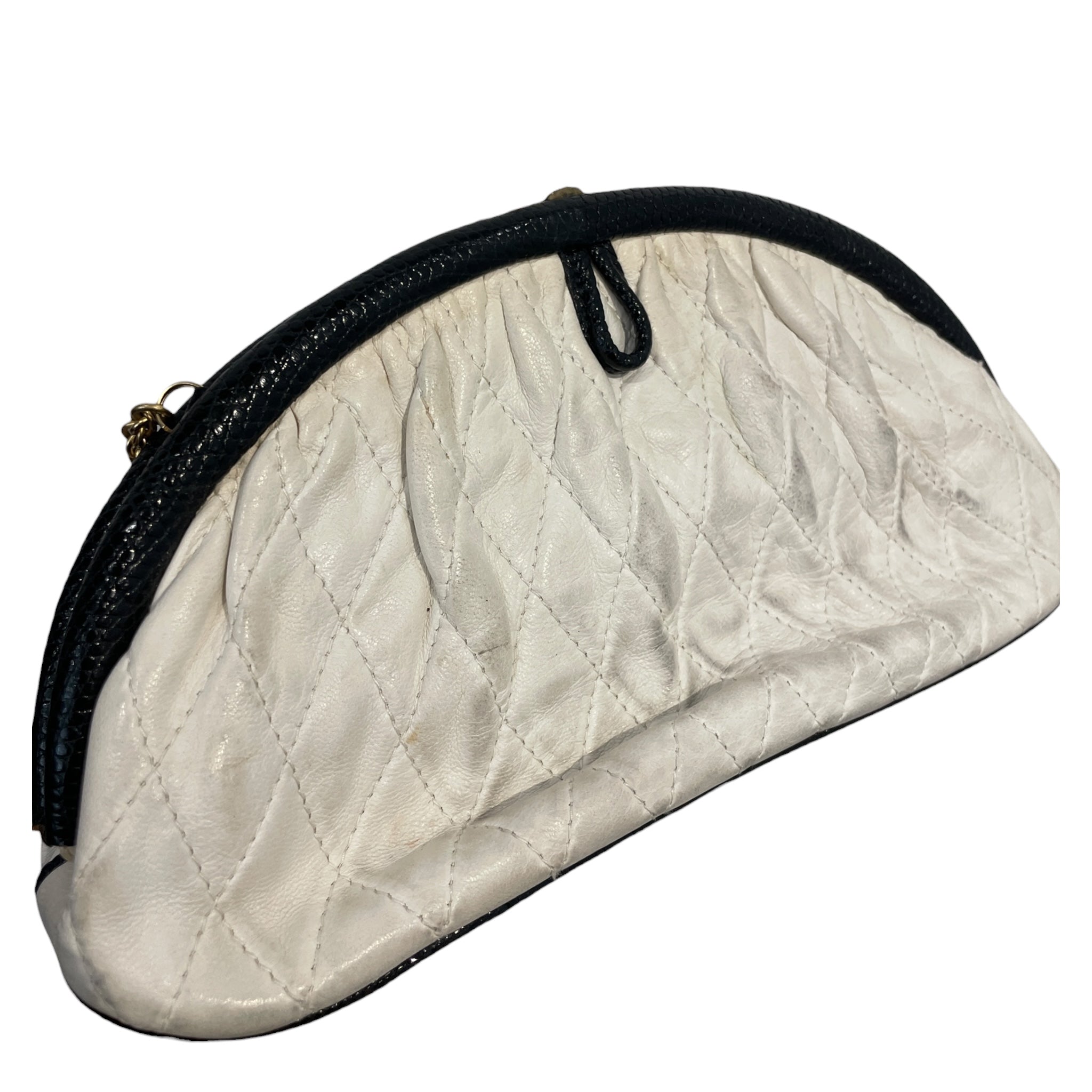CHANEL/Cross Body Bag/Leather/WHT/Black Lining/Gold Chain view 6