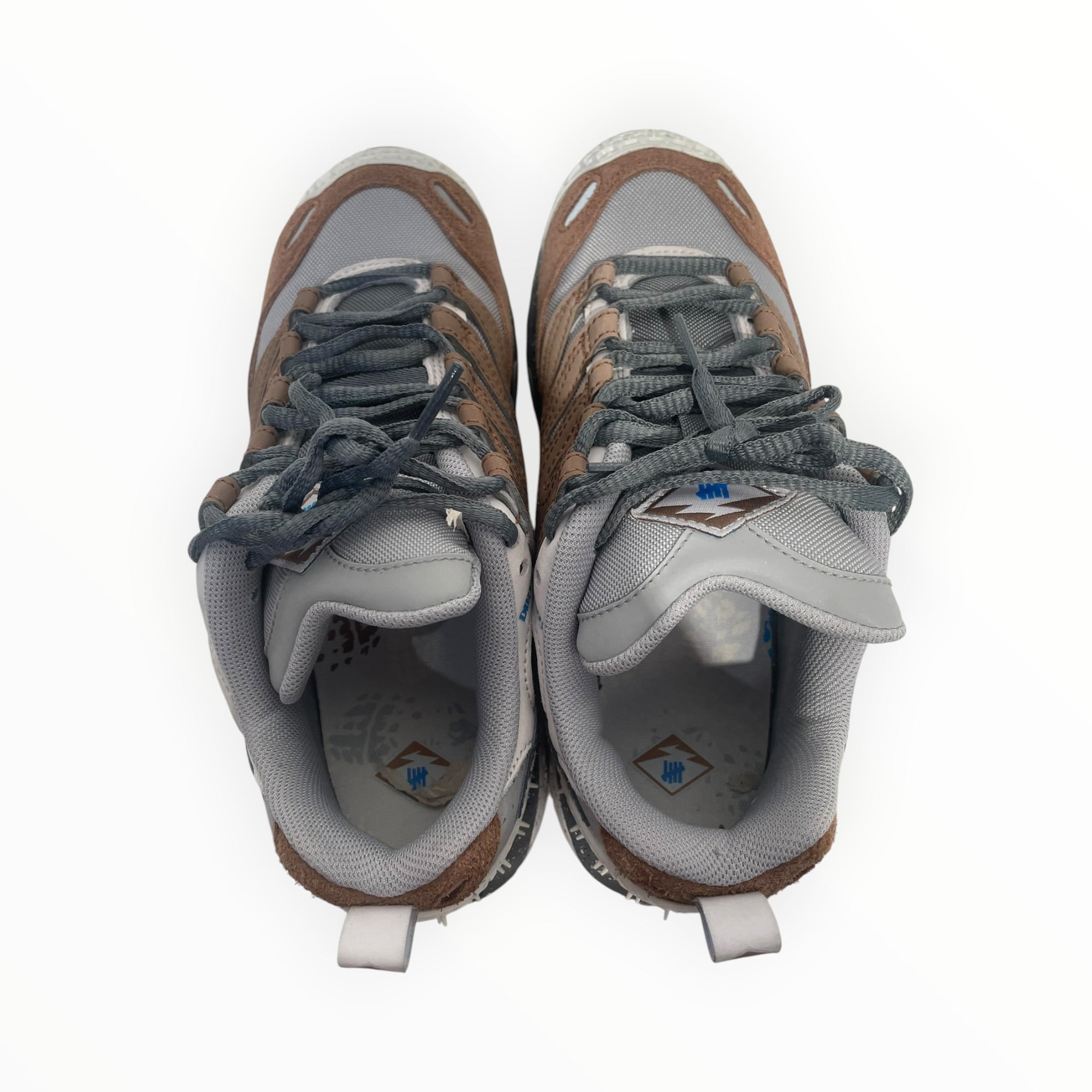 NIKE/UNDEFEATED/Low-Sneakers/US 5.5/GRY/FN7546-200 view 3