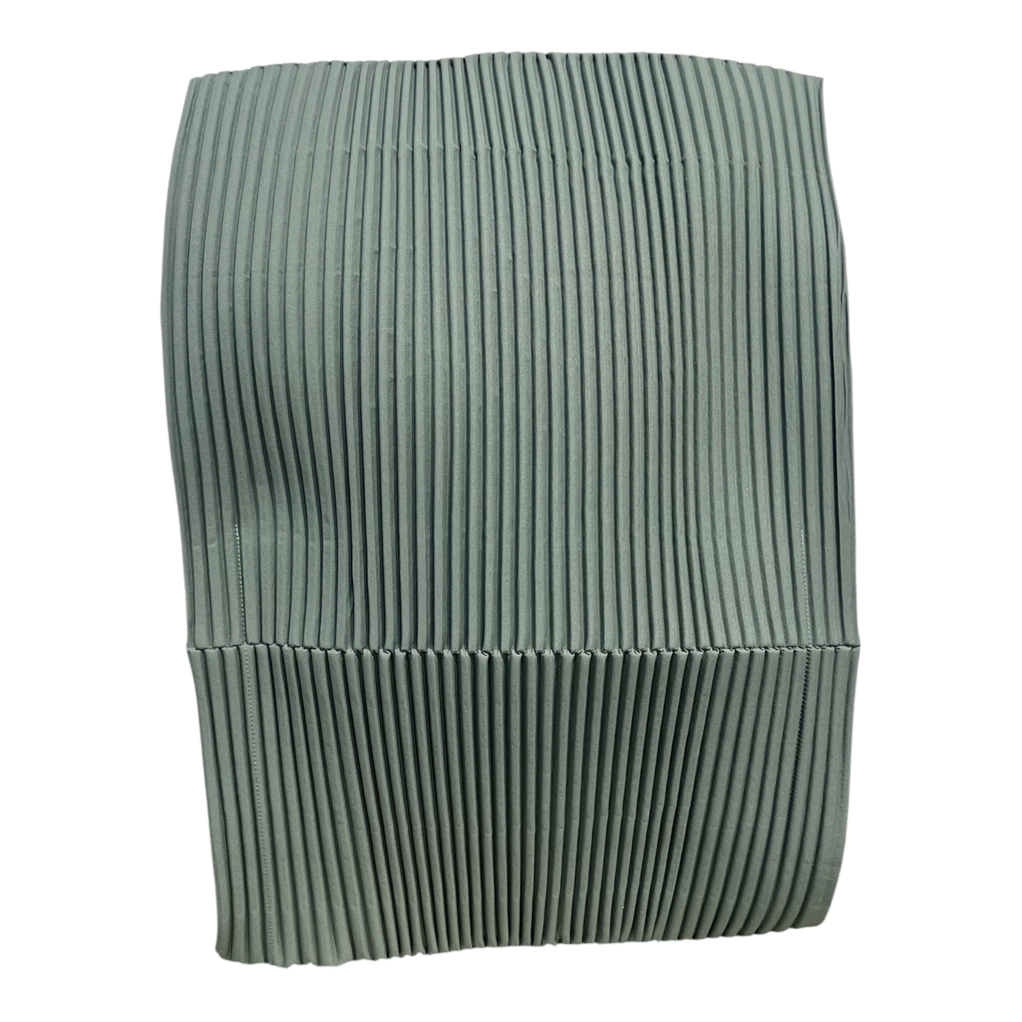 ISSEY MIYAKE/Backpack/Polyester/GRN/PLEATED RECTANGLE view 1