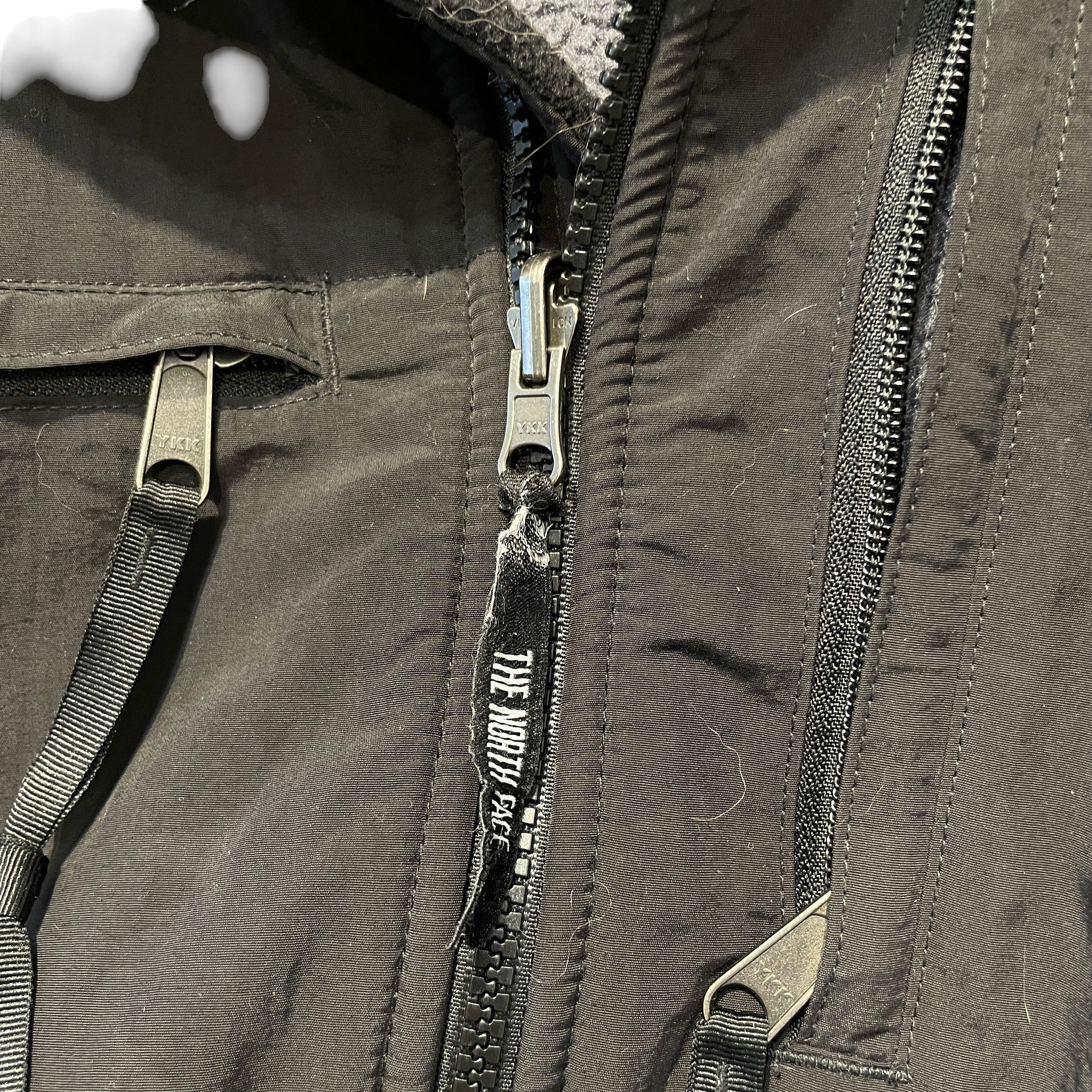 THE NORTH FACE/KAWS/Jacket/L/Nylon/BLK/Camouflage/ view 3