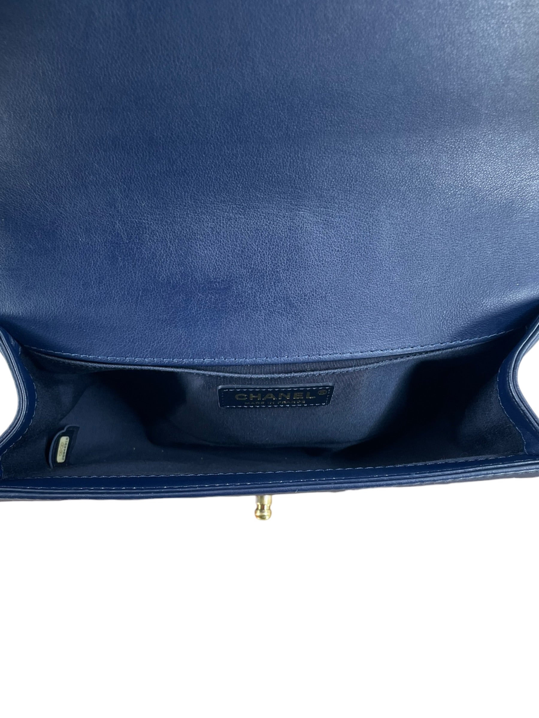 CHANEL/Cross Body Bag/Leather/MLT/26844916/BLU&WHT&GLD/BOY BAG view 4