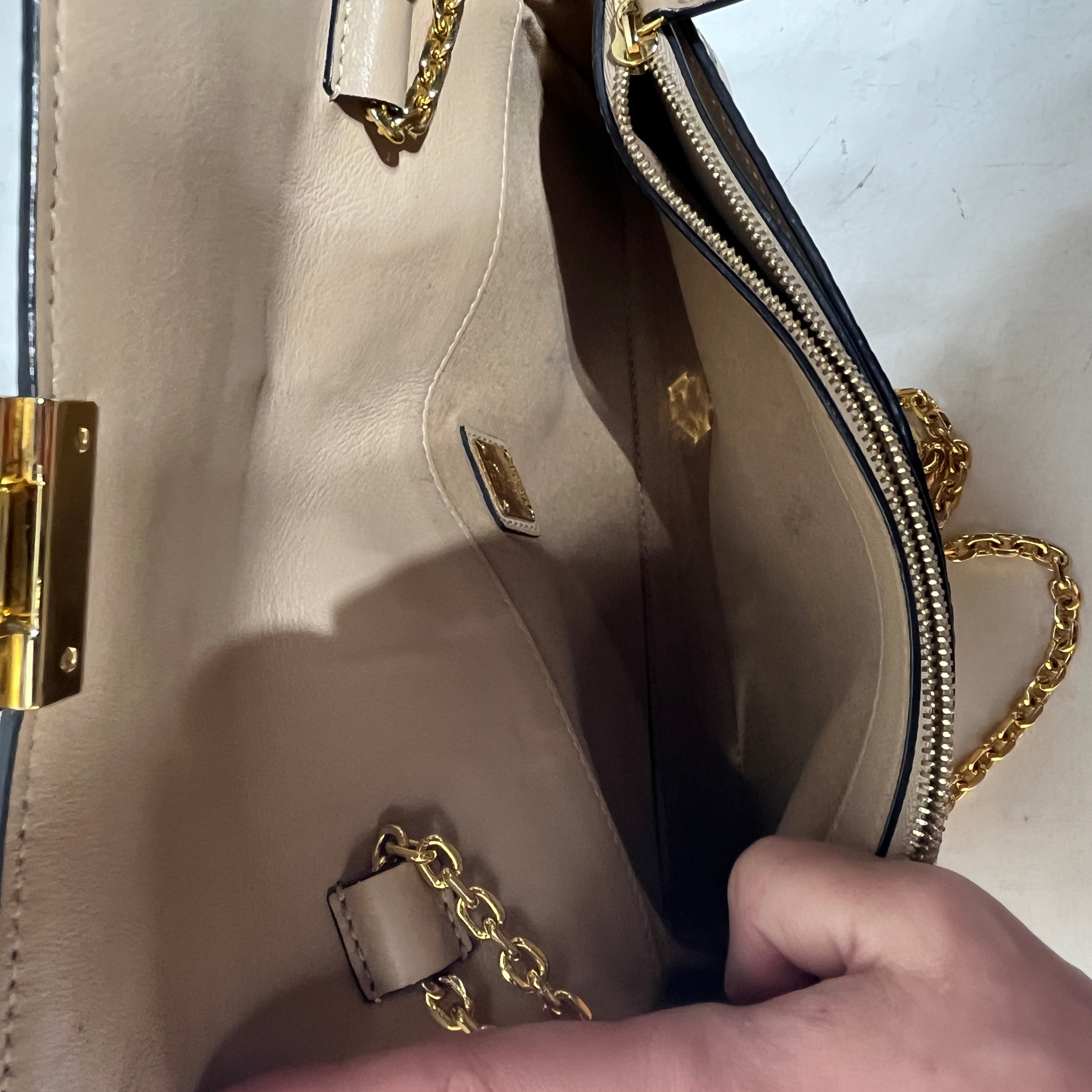 MCM/Cross Body Bag/Monogram/Leather/CRM/Cream gold hardware view 4