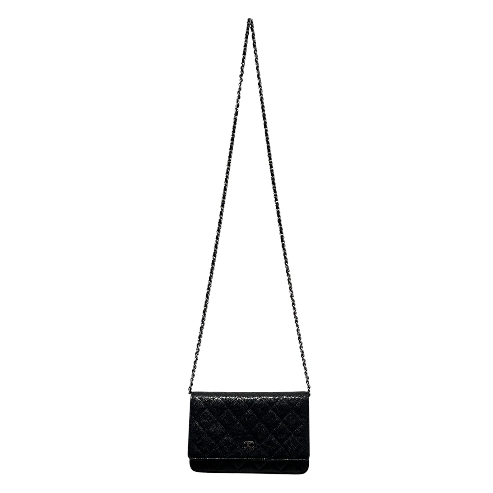 CHANEL/Cross Body Bag/Leather/BLK/classic wallet on chain/caviar view 1