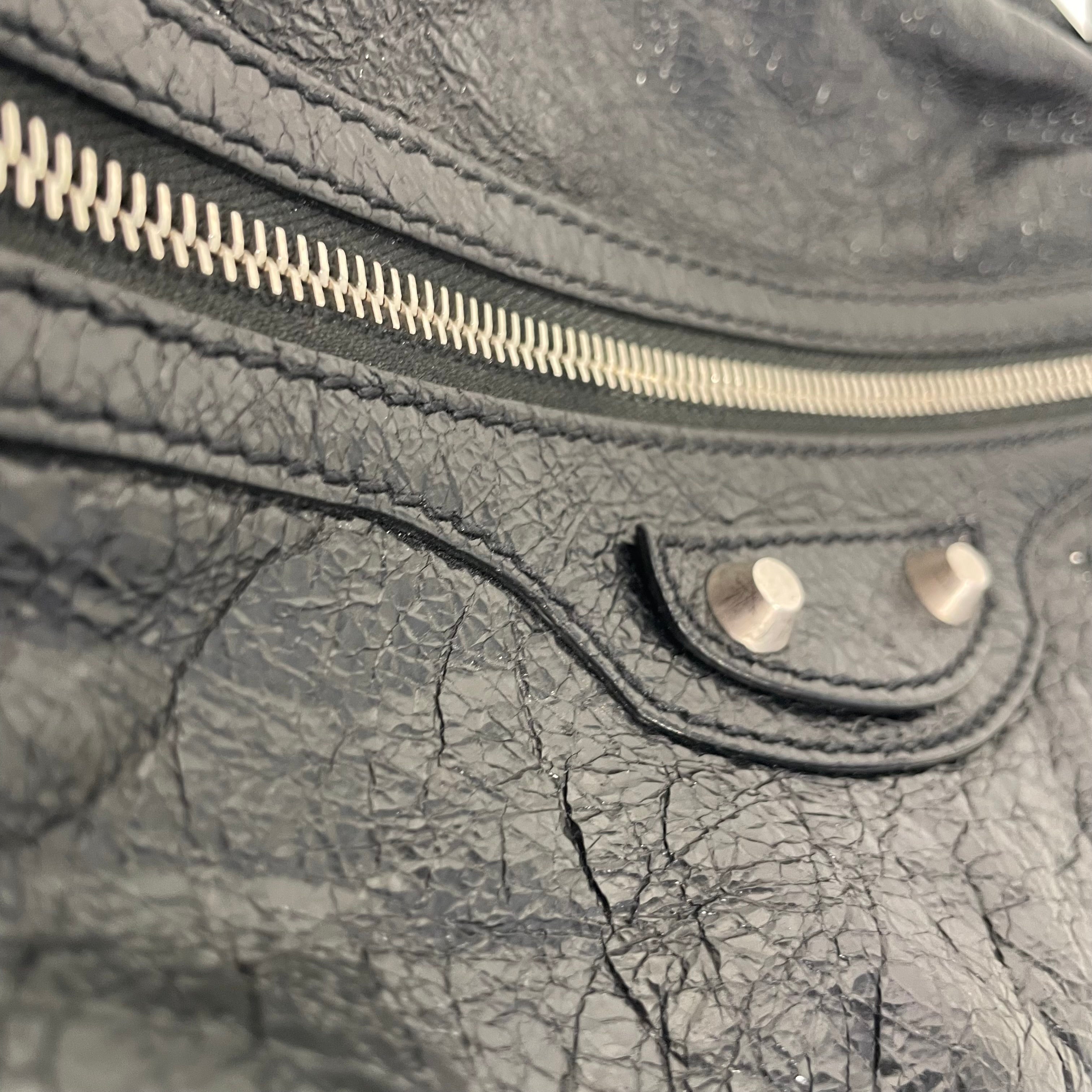 BALENCIAGA/Fanny Pack/Leather/BLK/ view 4