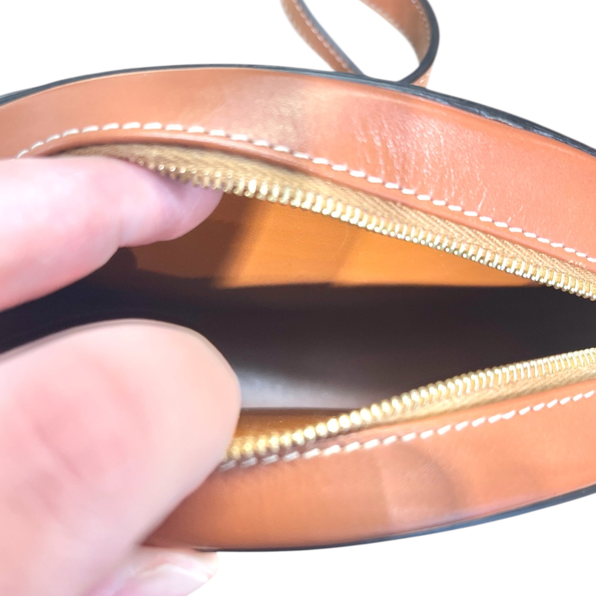 CELINE/Cross Body Bag/S/Leather/CML/LEATHER CUIR TRIOMPHE OVAL view 4