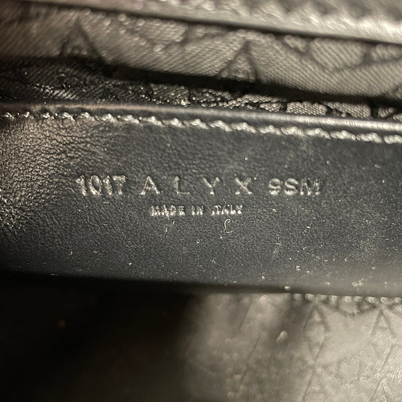 1017 ALYX 9SM(ALYX)/Cross Body Bag/S/Leather/BLK/buckle top body strap