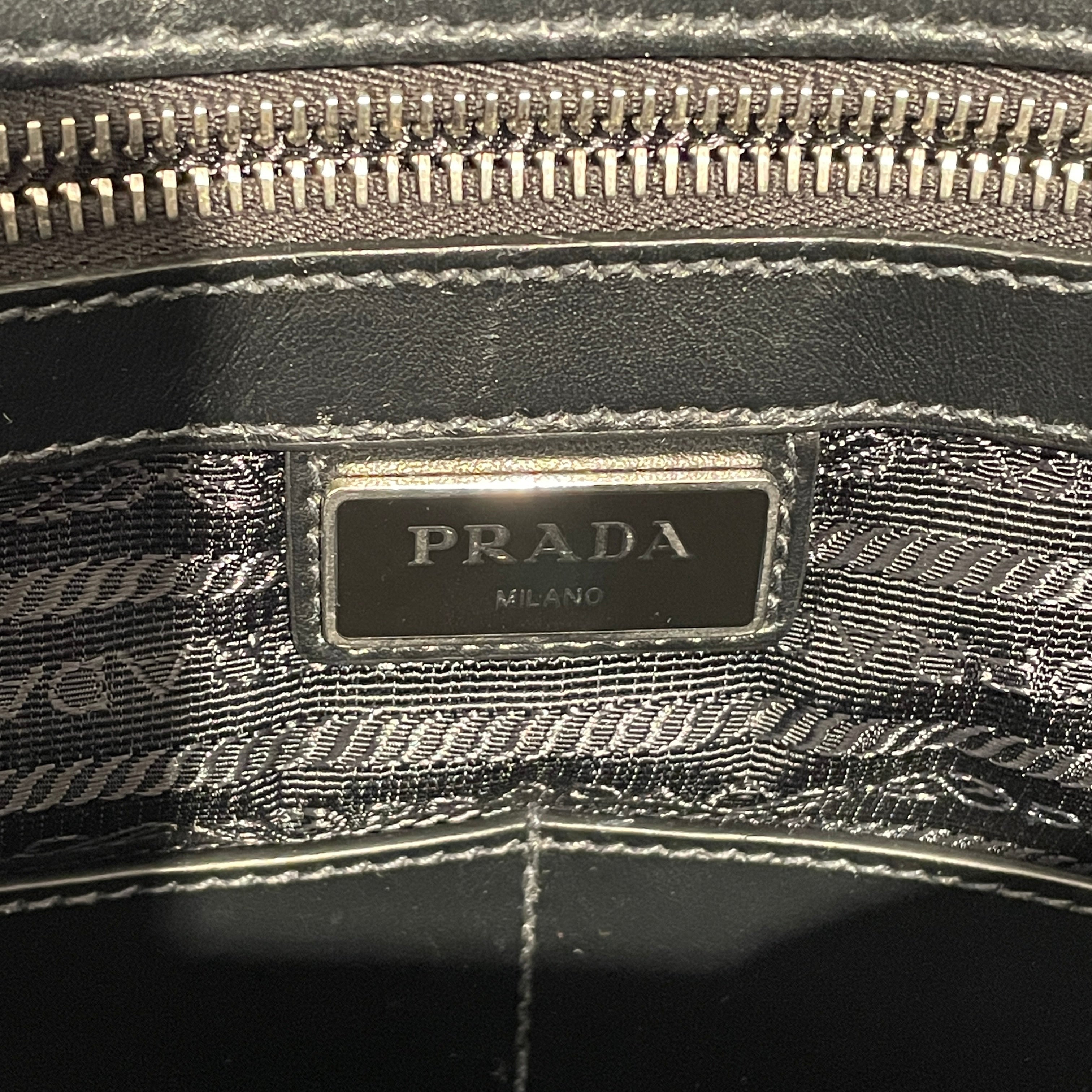 PRADA/Briefcase/Leather/NVY/269 view 4