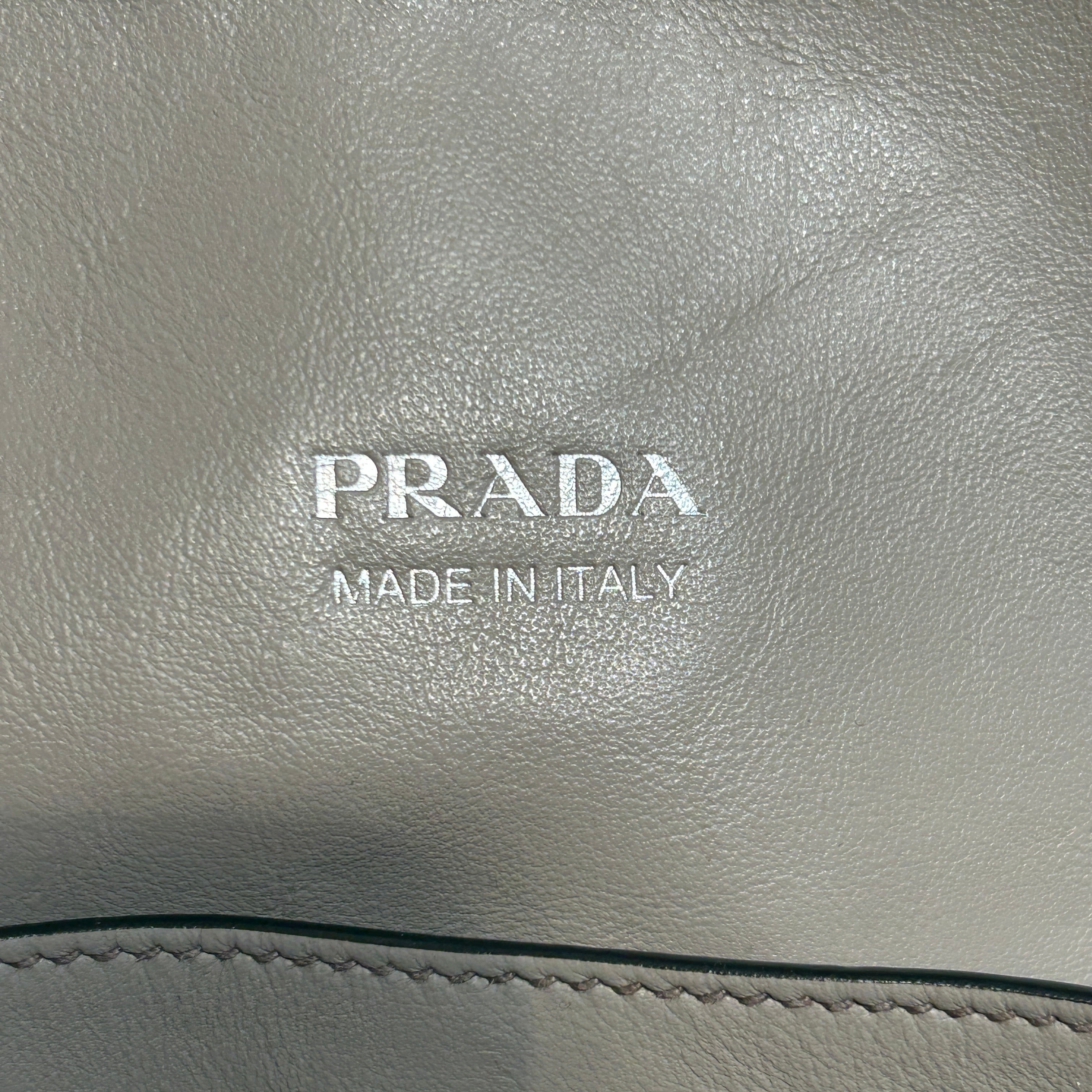 PRADA/Tote Bag/Leather/CRM/leather concept view 5