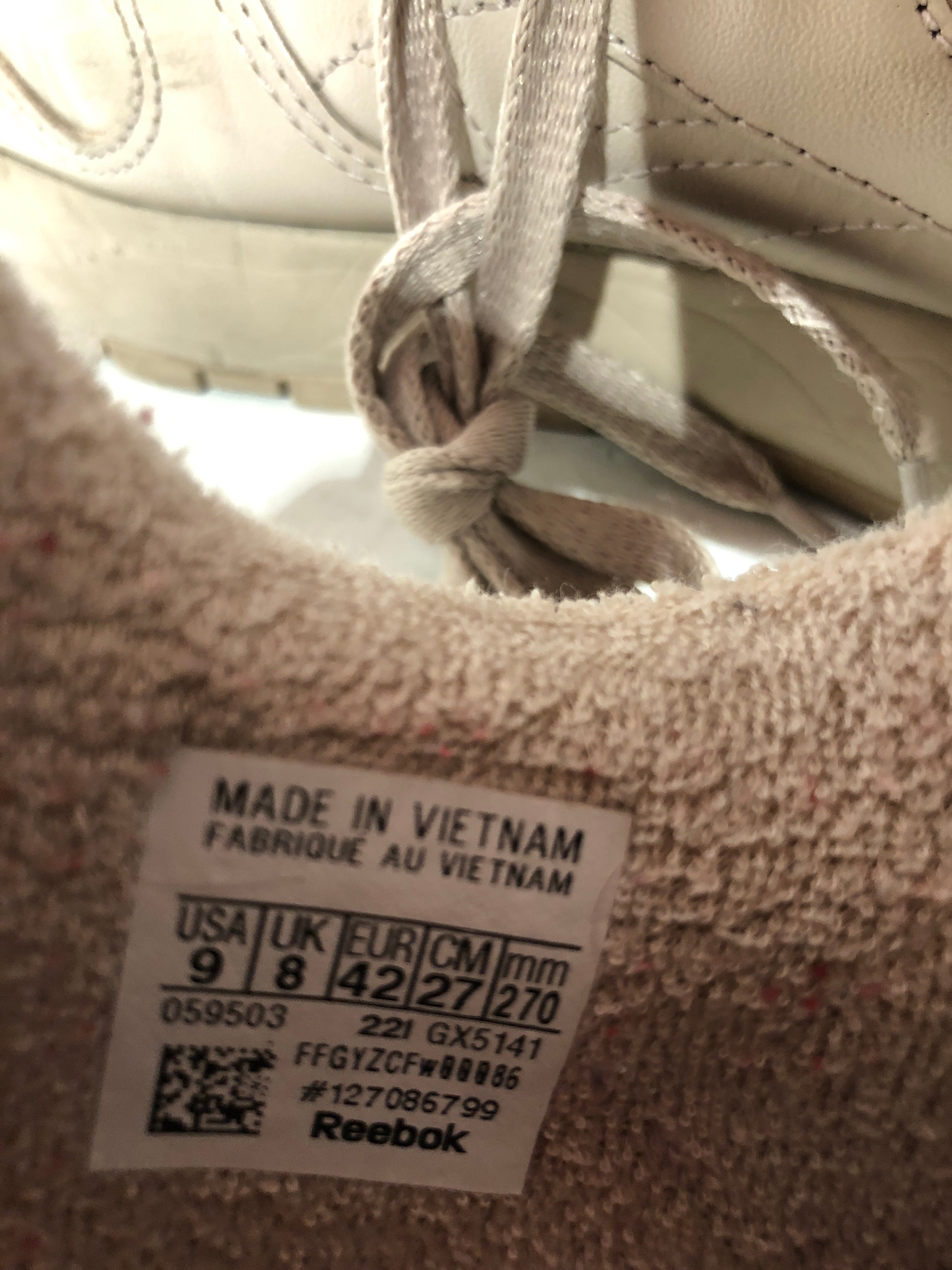 Maison Margiela/Reebok/Low-Sneakers/US 9/Leather/CRM/Tabi Sneakers view 5