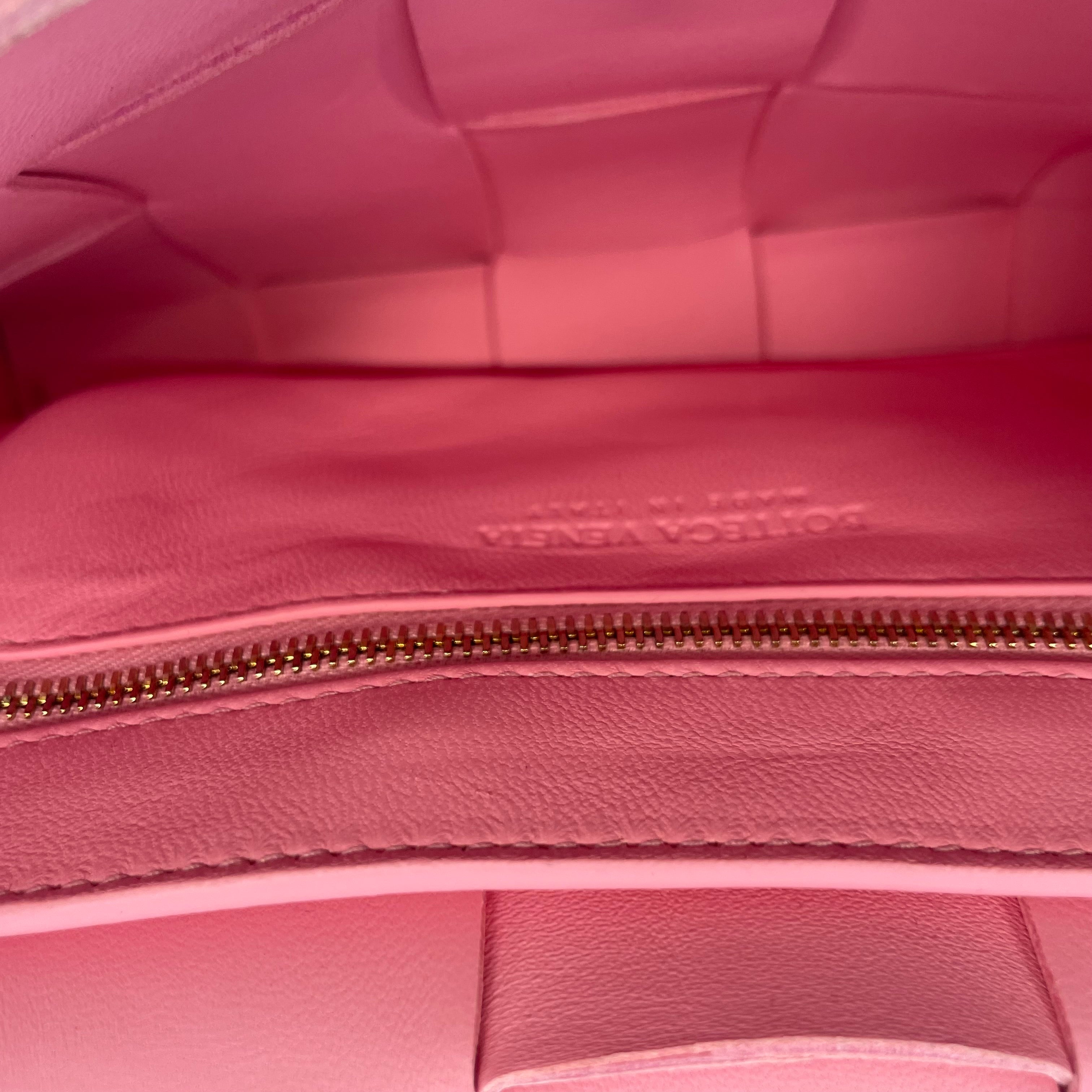 BOTTEGA VENETA/Cross Body Bag/OS/Leather/PNK/CASSETTE LEATHER CB BAG view 3