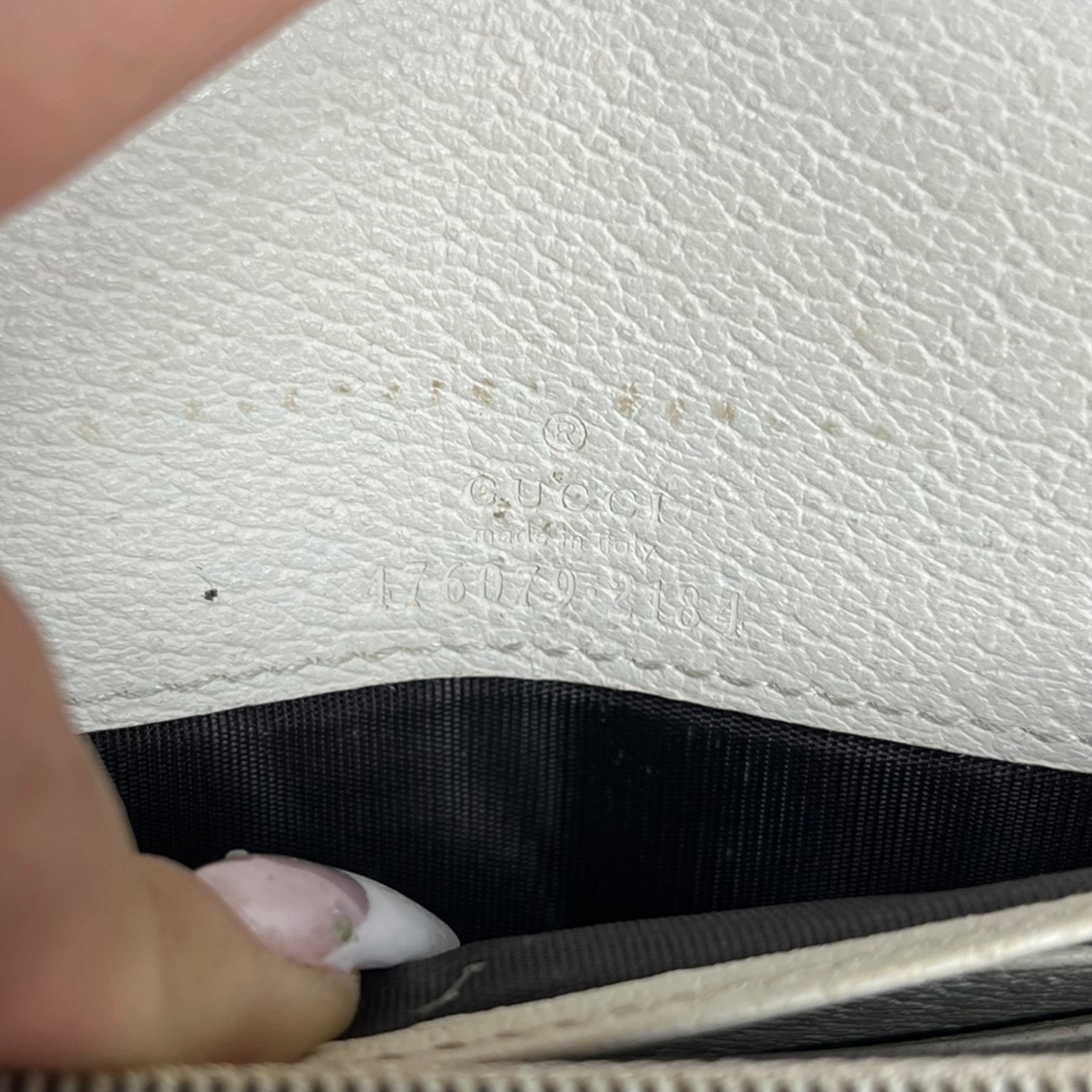 GUCCI/Long Wallet/Monogram/Leather/BEG/L's/GG Supreme Queen MargaretCross view 4