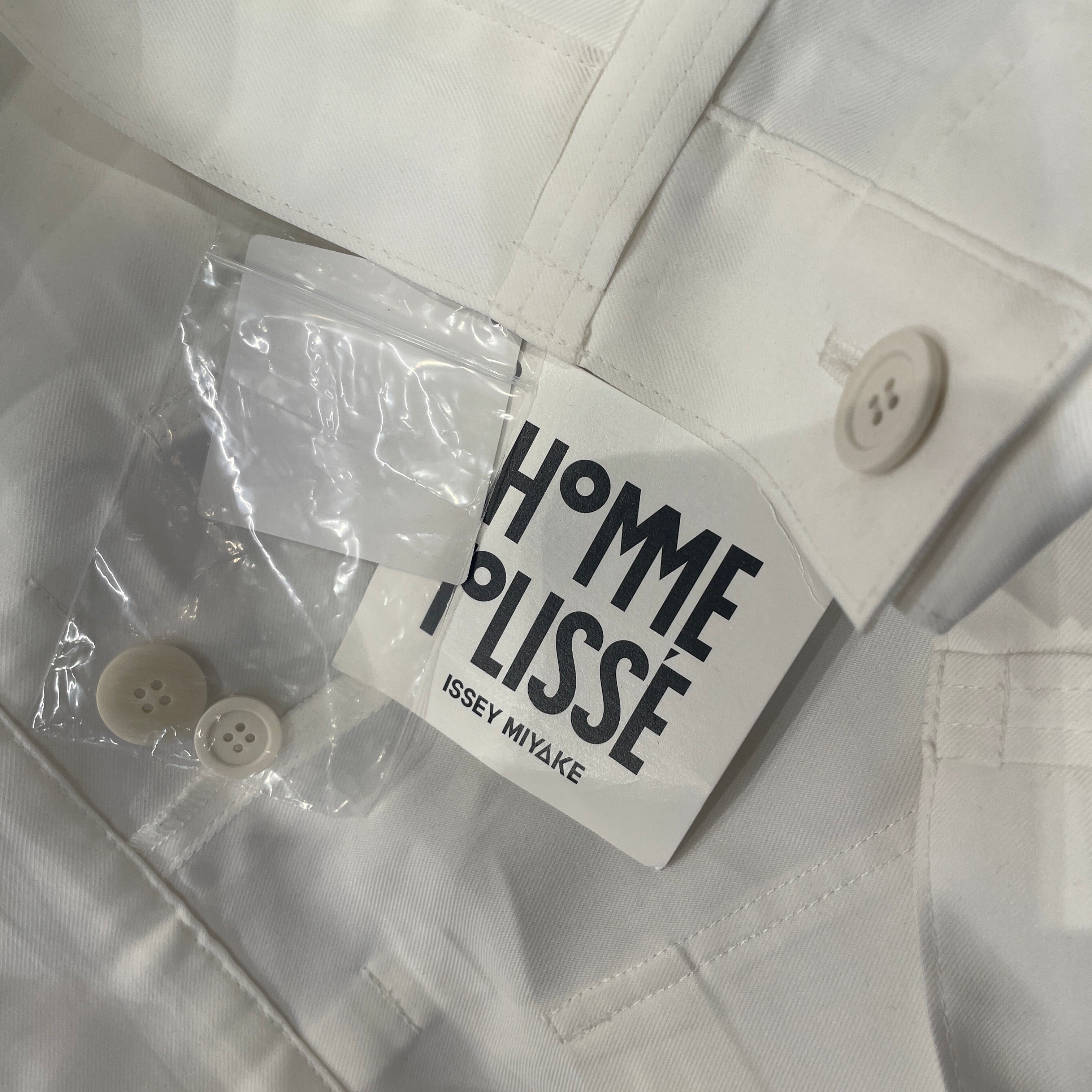 HOMME PLISSE ISSEY MIYAKE/Pants/3/Polyester/WHT/All Over Print/RED GRN GRAPHIC PRINT view 5
