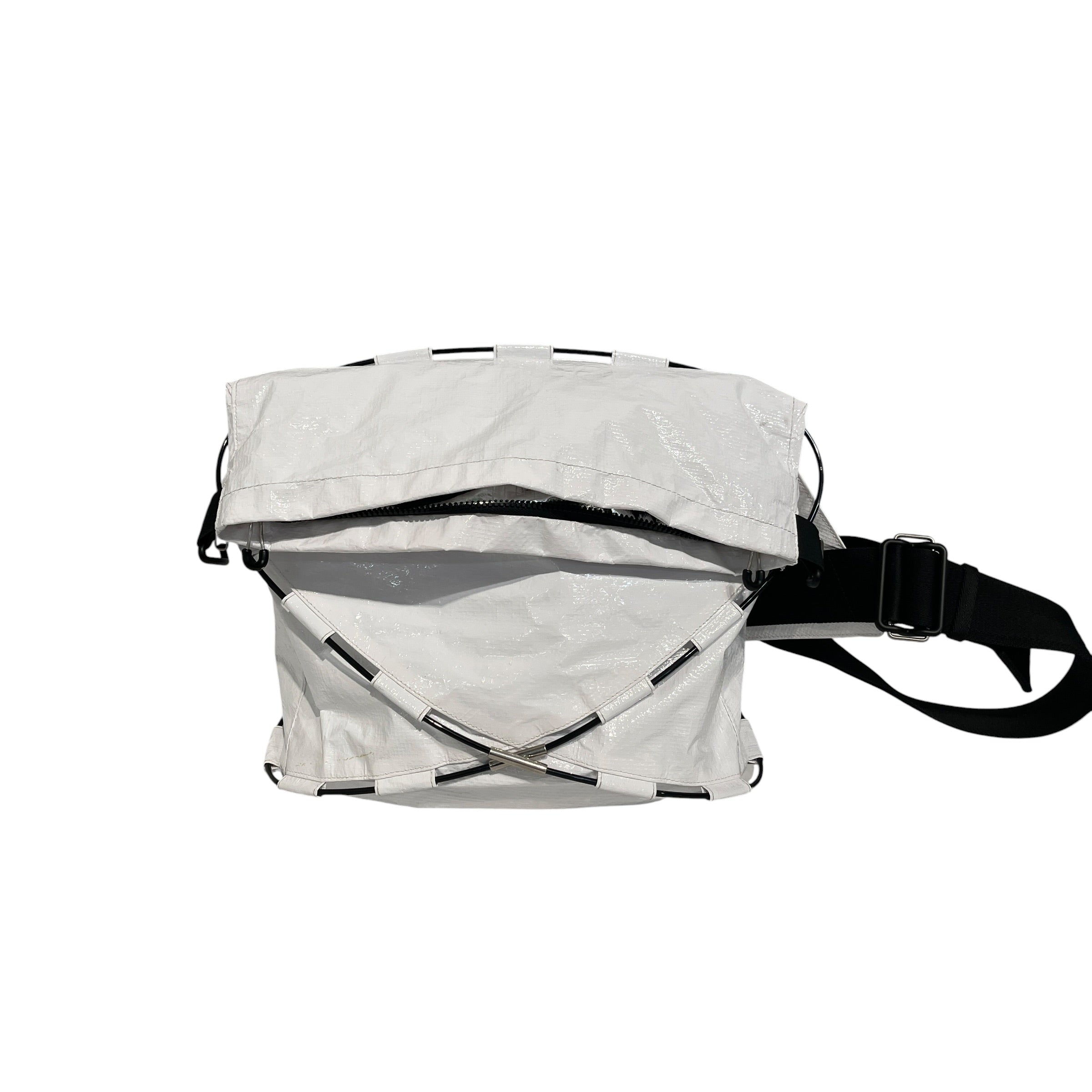 BOTTEGA VENETA/Cross Body Bag/WHT/Tent Bag view 1