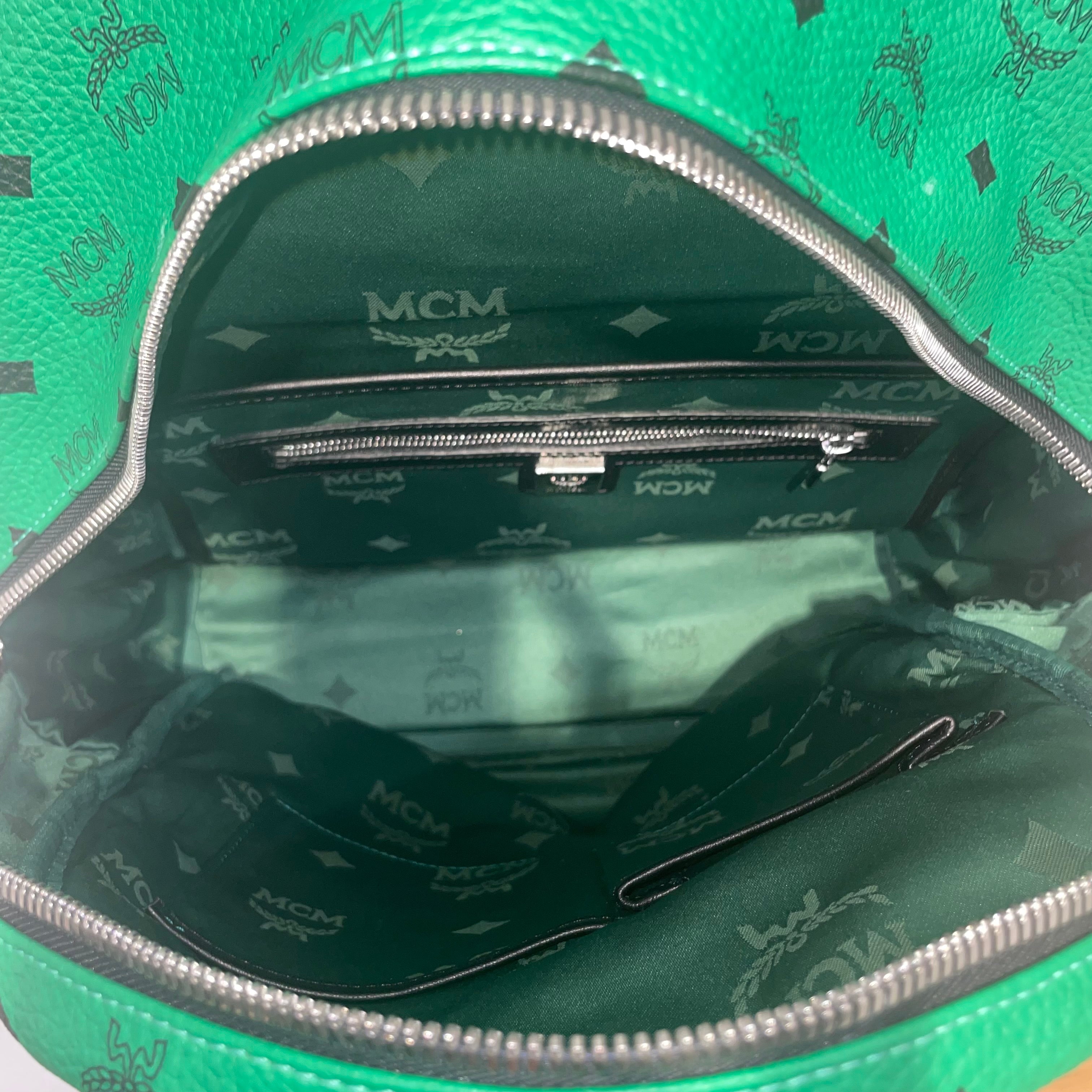 MCM/Backpack/Monogram/Leather/GRN/ view 5