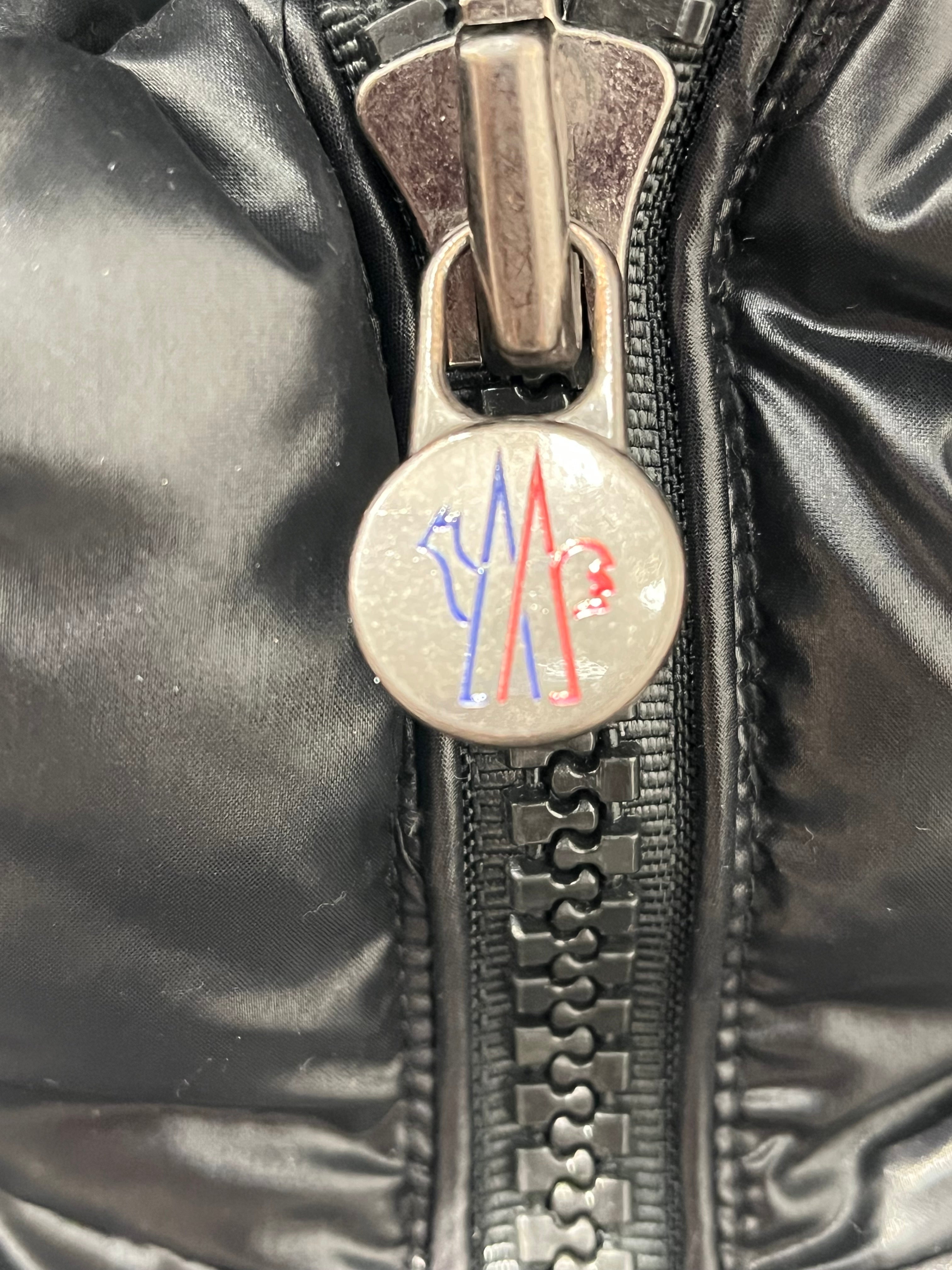 MONCLER/Puffer Jkt/4/Nylon/BLK/MAYA GIUBUTTO BLK view 5