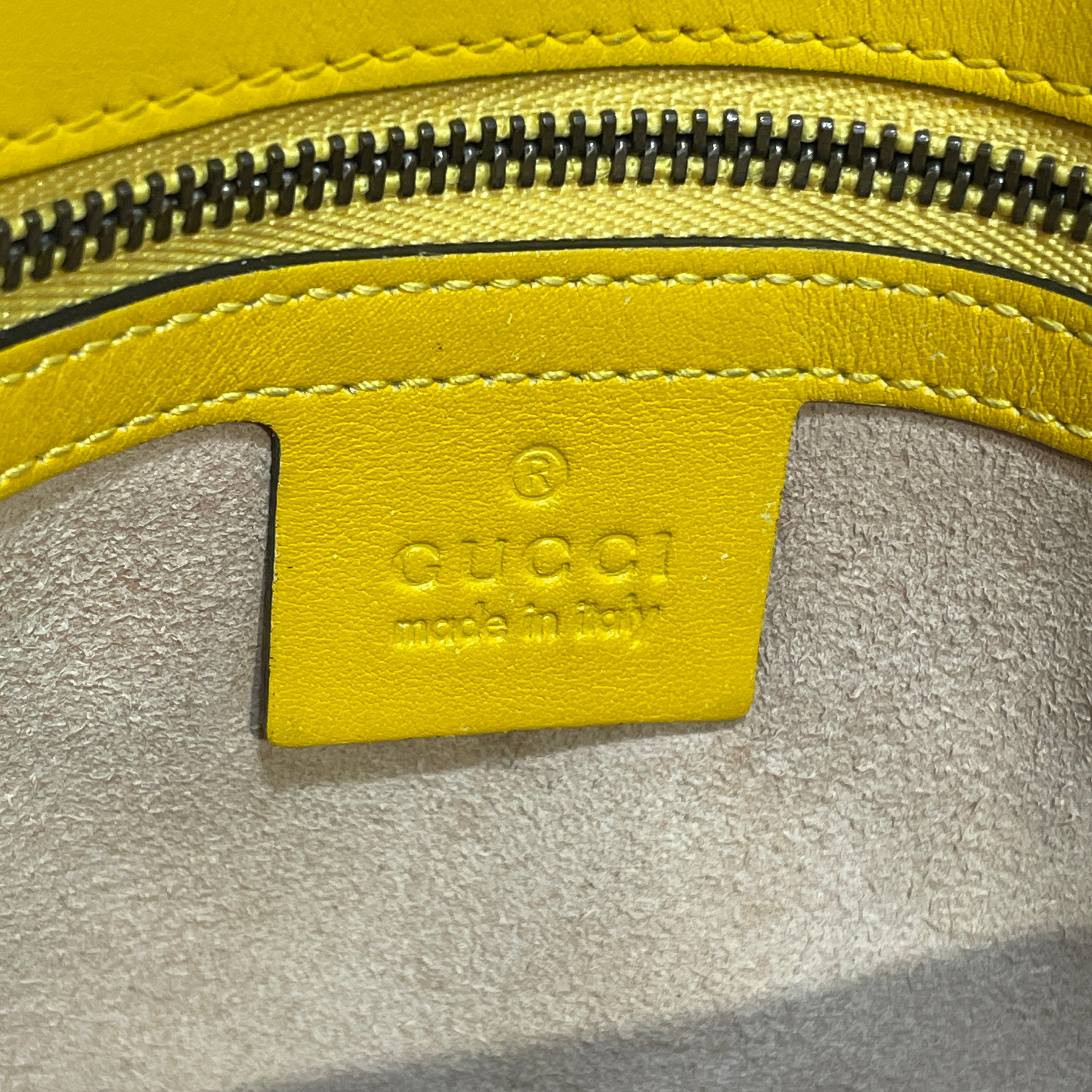 GUCCI/Cross Body Bag/Leather/YEL/Matelasse GG Marmont Small Bag view 6