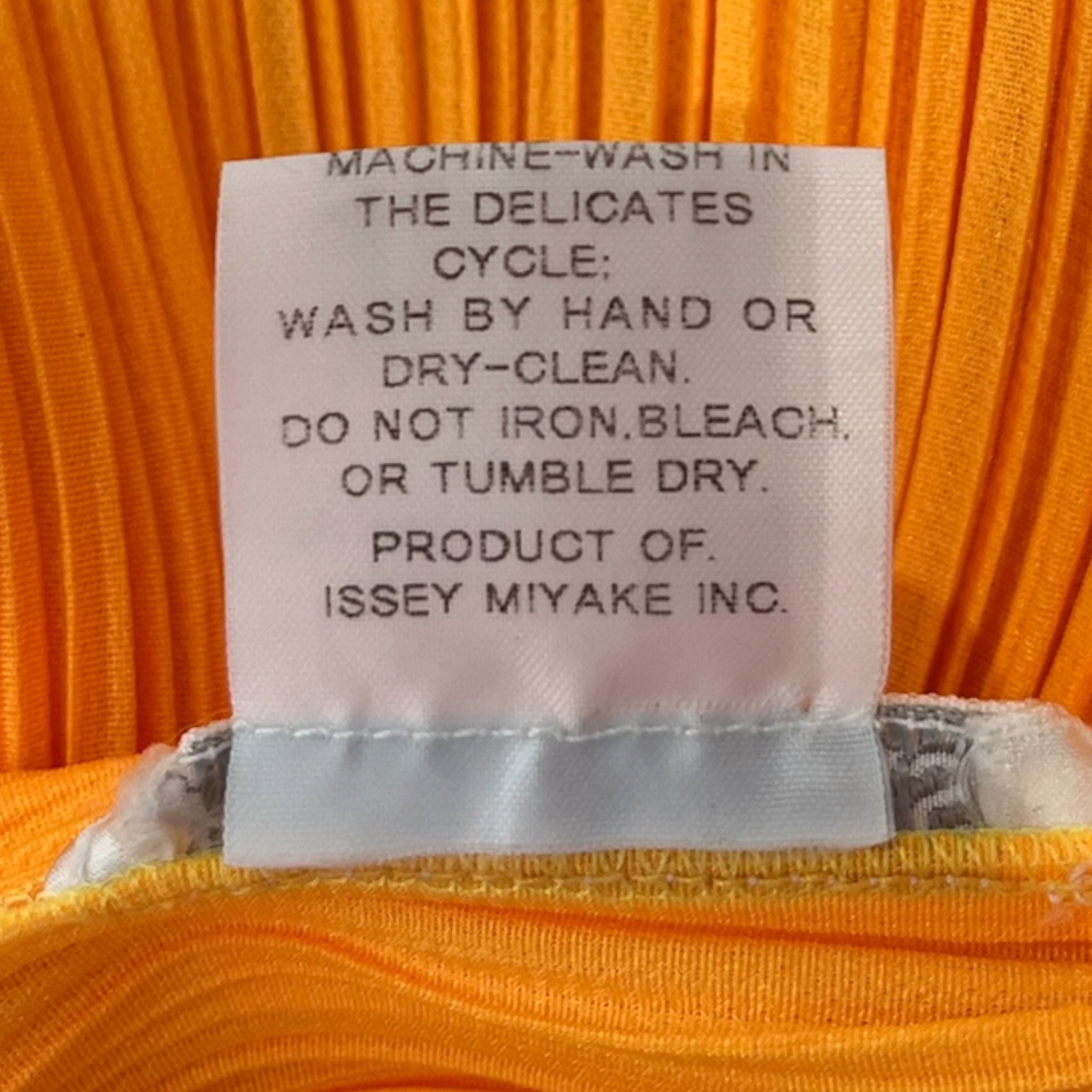 PLEATS PLEASE ISSEY MIYAKE/SL Blouse/4/Polyester/YEL/SIDE SLITS view 4