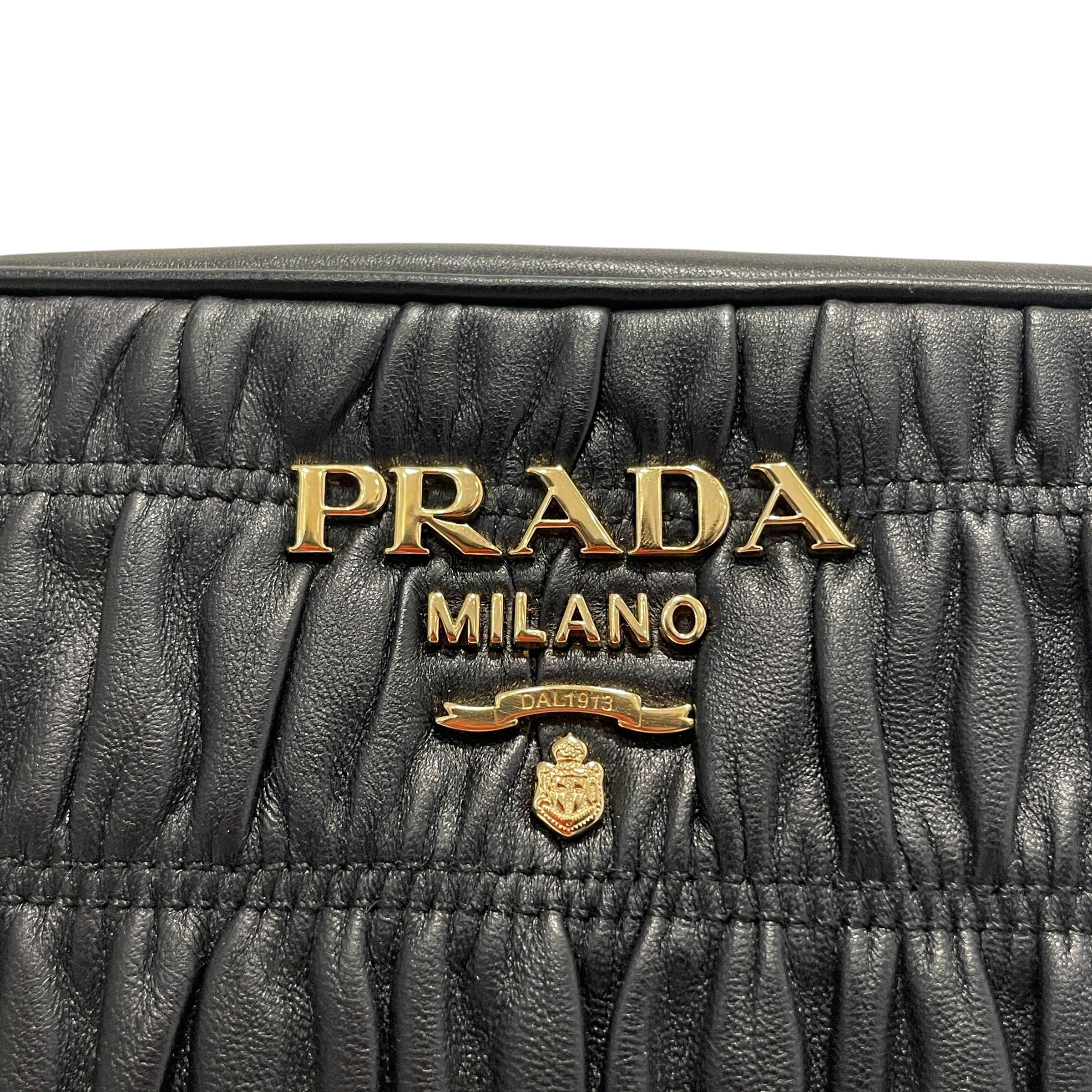 PRADA/Cross Body Bag/Leather/BLK/Nappa Gaufre Camera Bag view 5