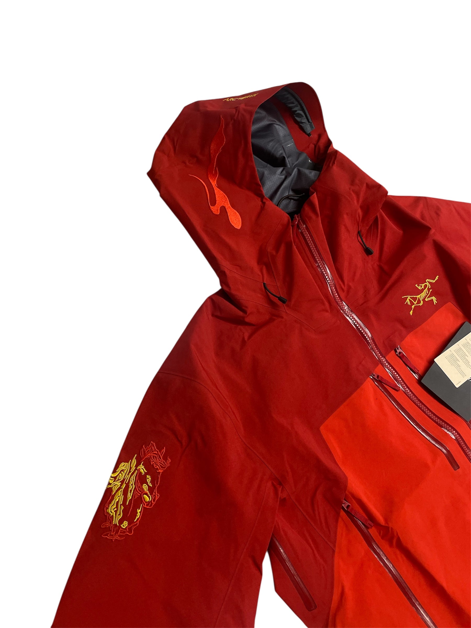 ARC'TERYX/Mountain Parka/L/Nylon/RED/Graphic/YEAR OF THE HORSE LNY RUSH JKT view 4