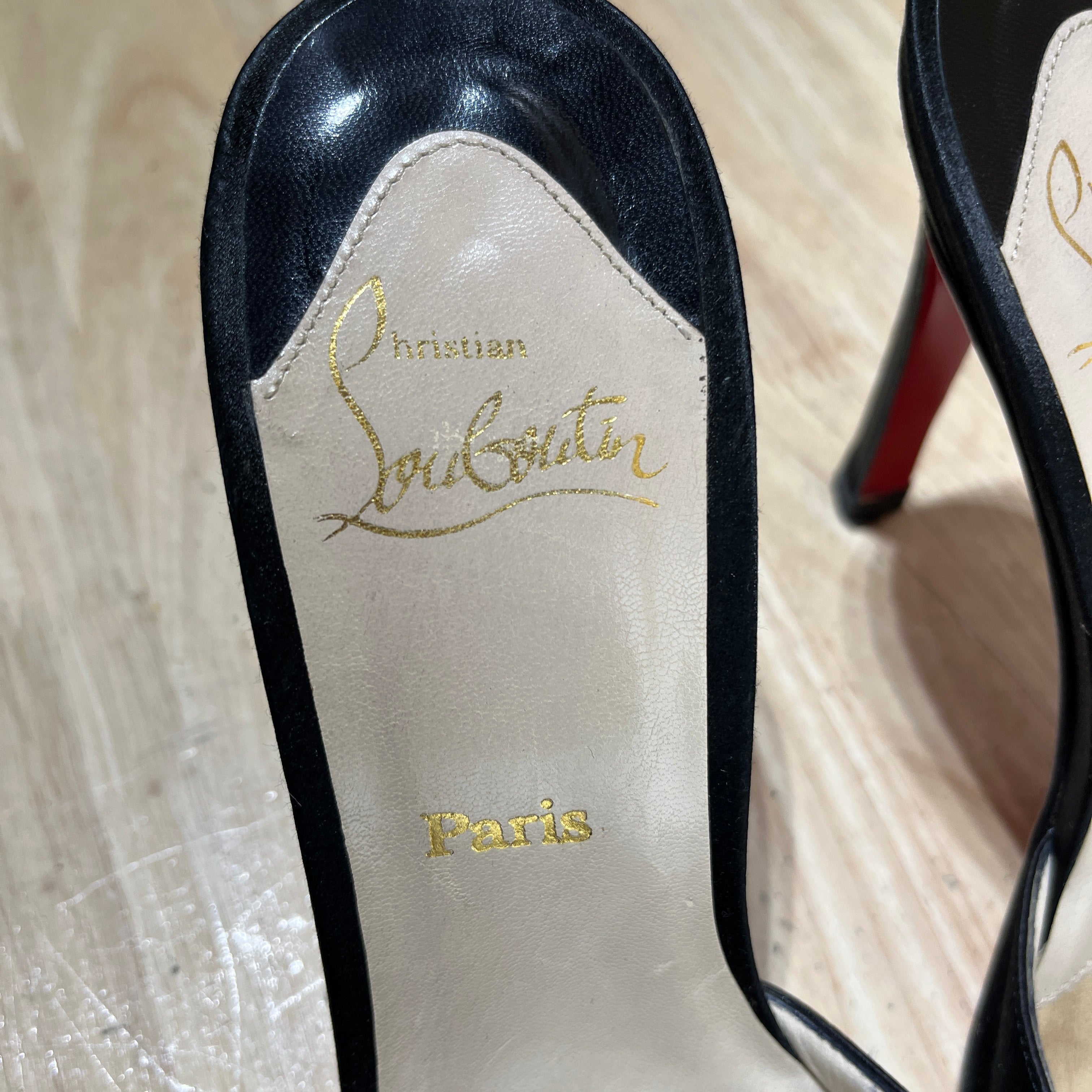 Christian Louboutin/Heels/US 8/Leather/CRM/Pointed Toe Sandal Heel view 3