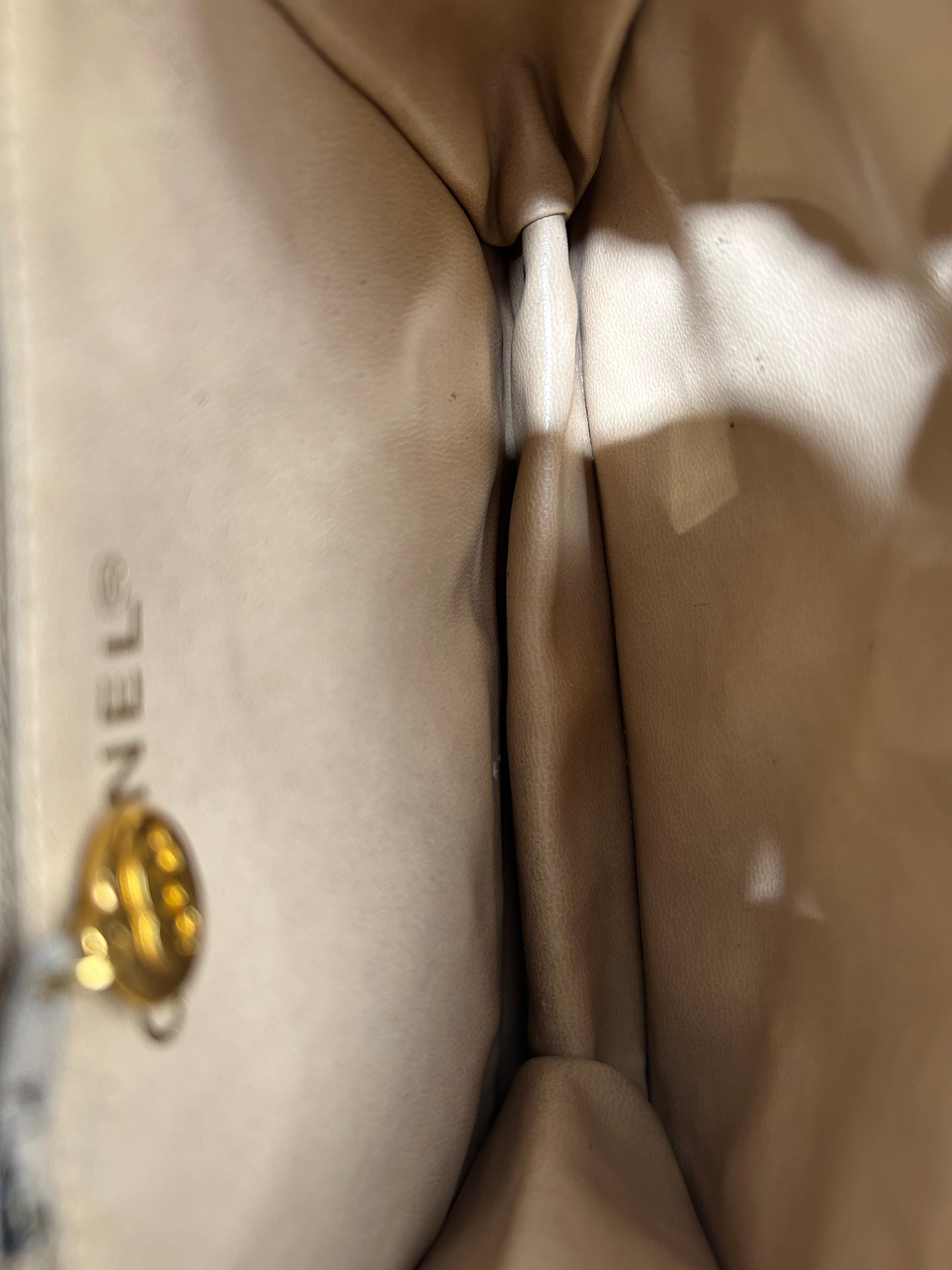 CHANEL/Cross Body Bag/Leather/BLK/QUILTED SQUARE GOLD HARDWARE view 4