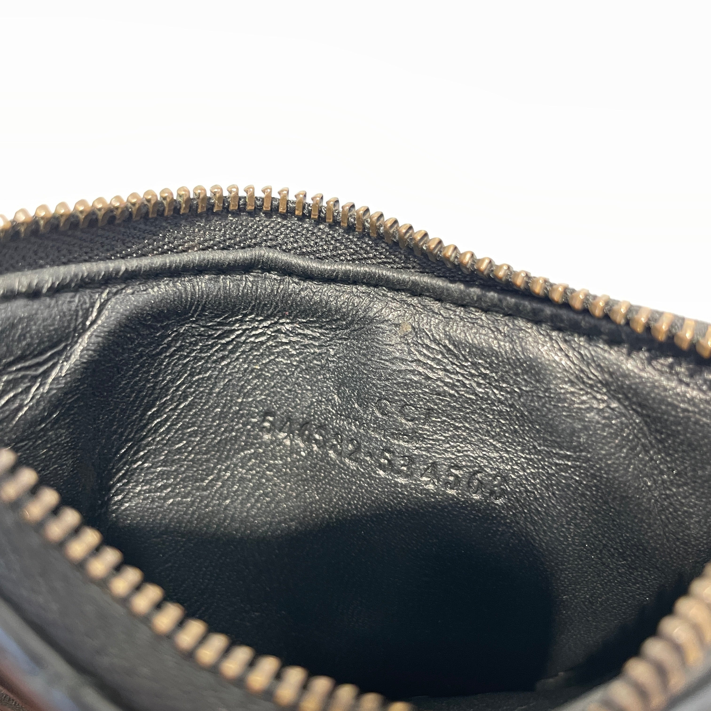 GUCCI/Pouch/BLK/MARMONT ZIP KEY POUCH view 2