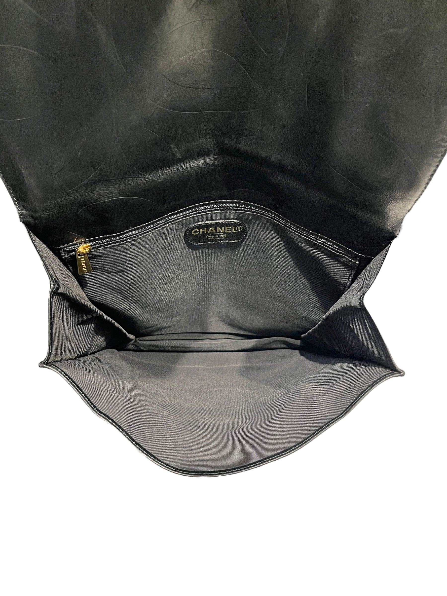 CHANEL/Bag/Lambskin/BLK/EMBOSSED SHOULDER BAG view 6