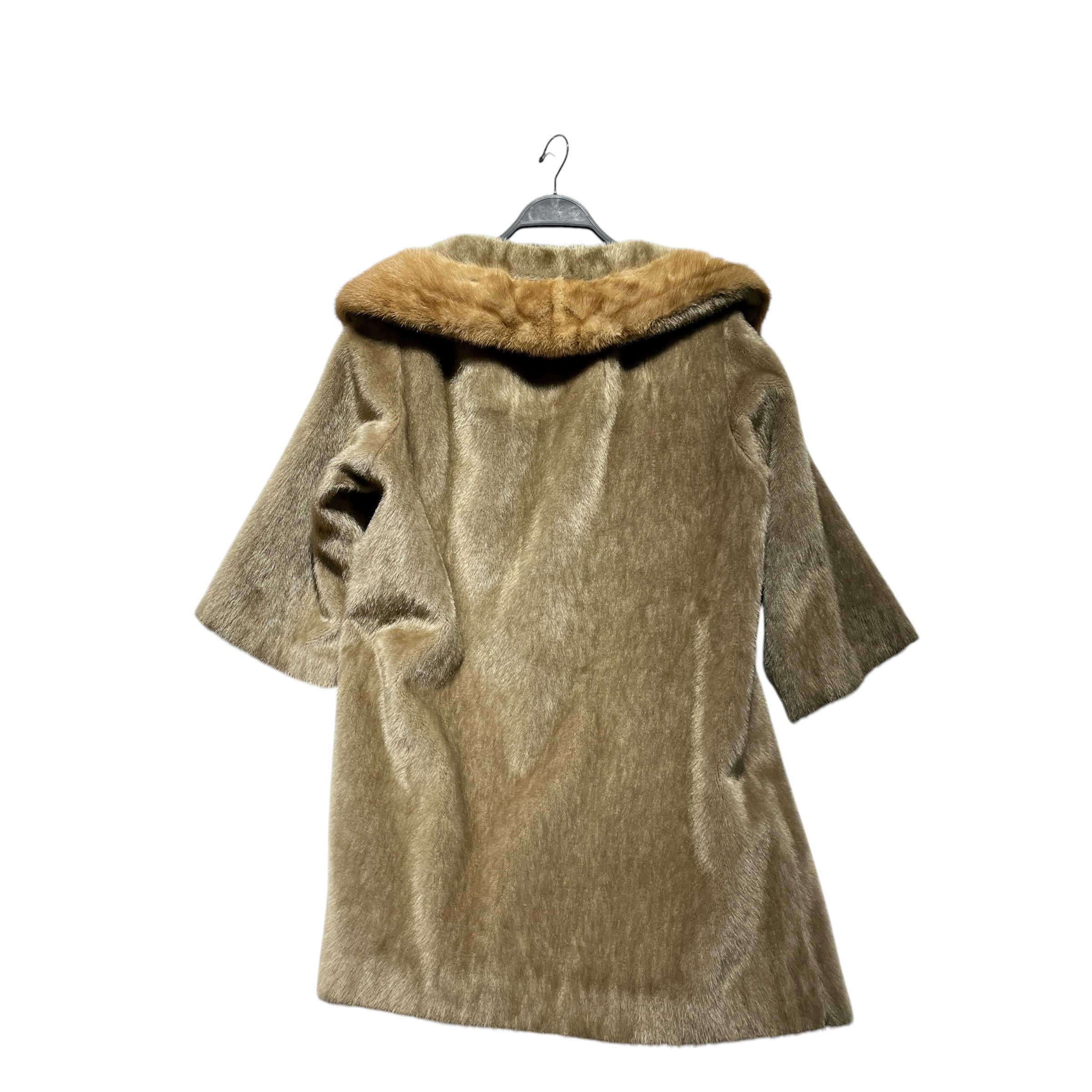 Vintage/Coat/Fur/CML/PinkLining view 2