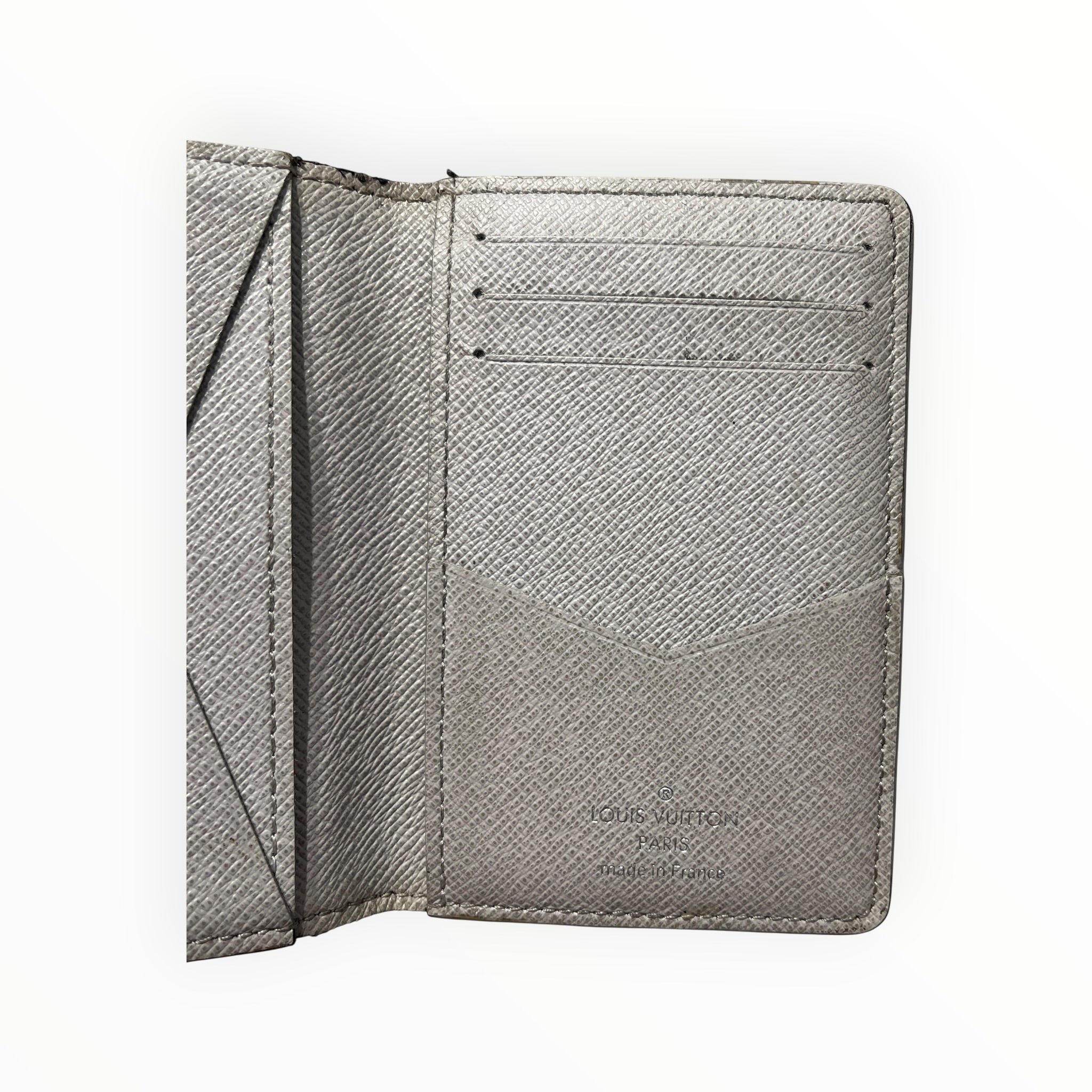 LOUIS VUITTON/Bifold Wallet/Monogram/Leather/WHT/M's/2019 MONOGRAM ARTANTICA view 5