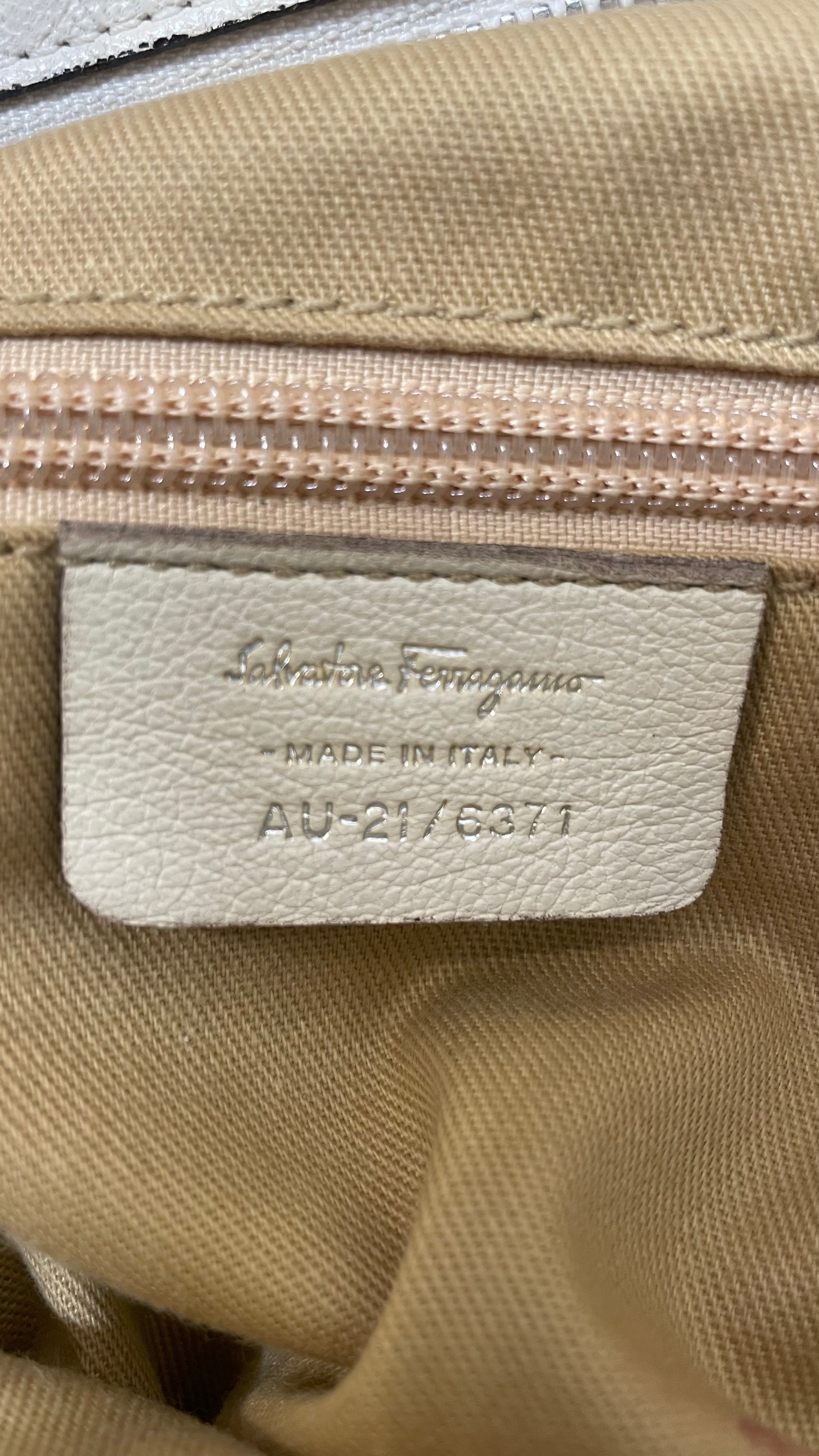 Salvatore Ferragamo/Hand Bag/Leather/CRM/Gancini Marisa view 5