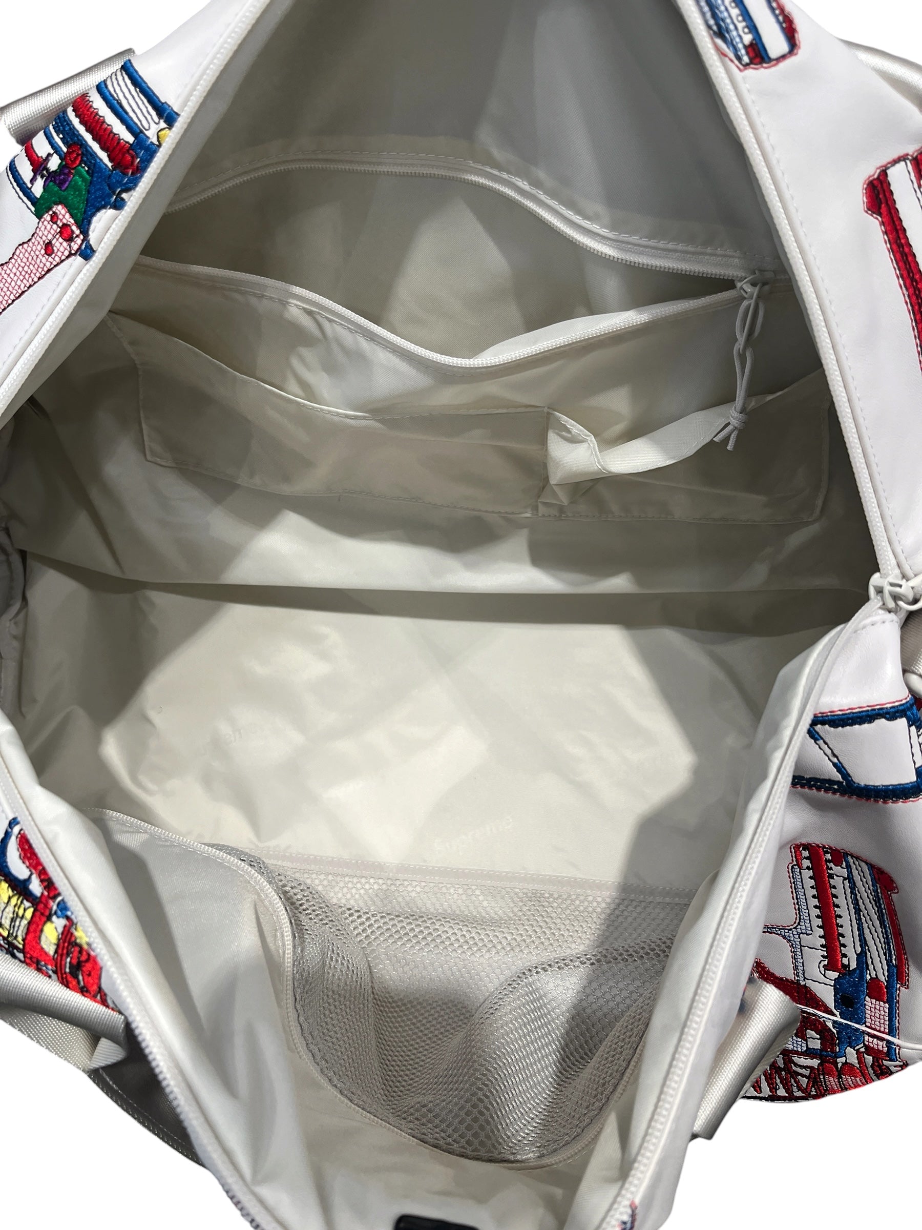 Supreme/Luggage/Leather/WHT/Guns embroidered duffle bag view 7