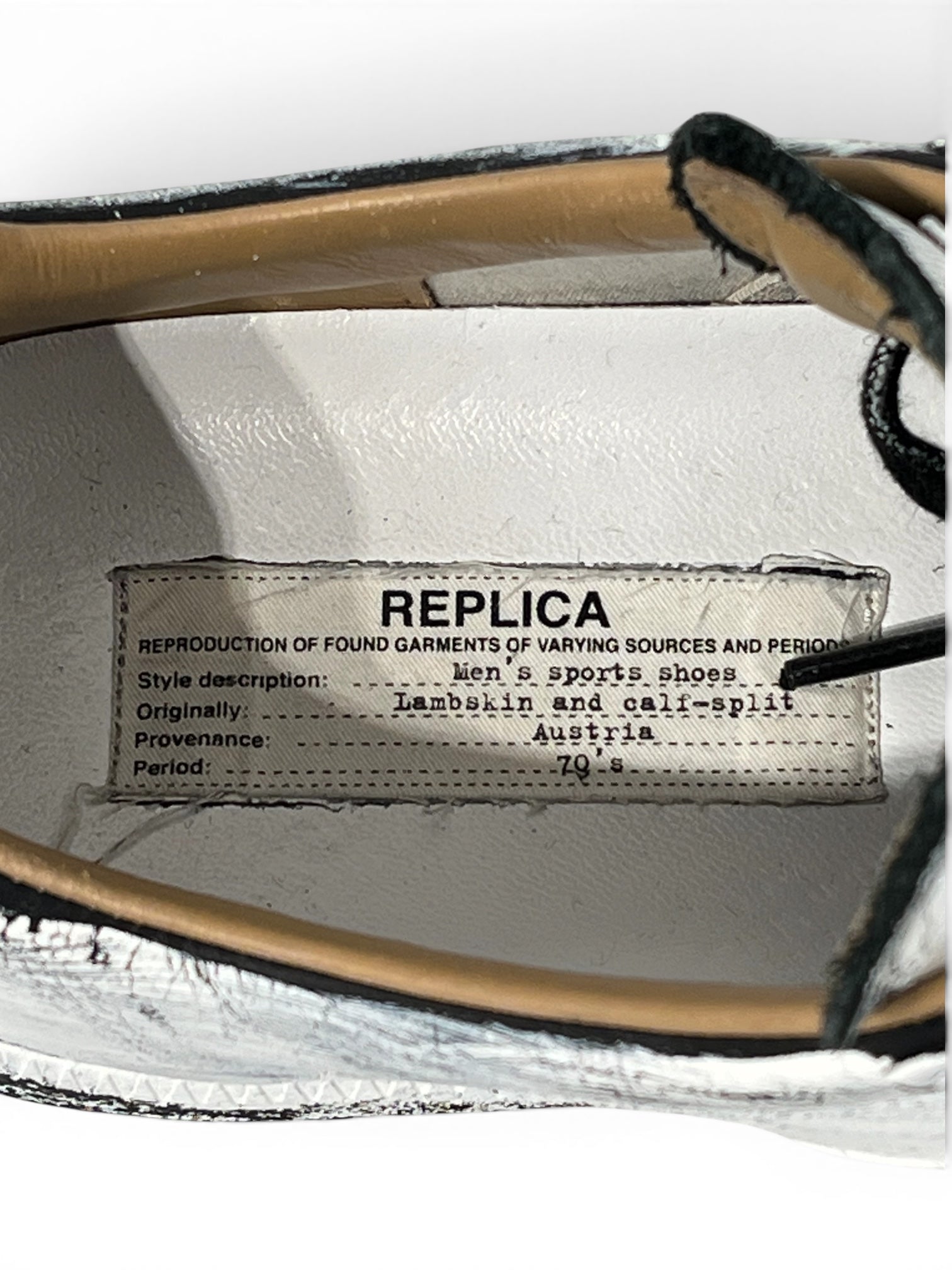 Maison Margiela/Low-Sneakers/EU 45/Leather/WHT/WHT PAINT REPLICAS view 5