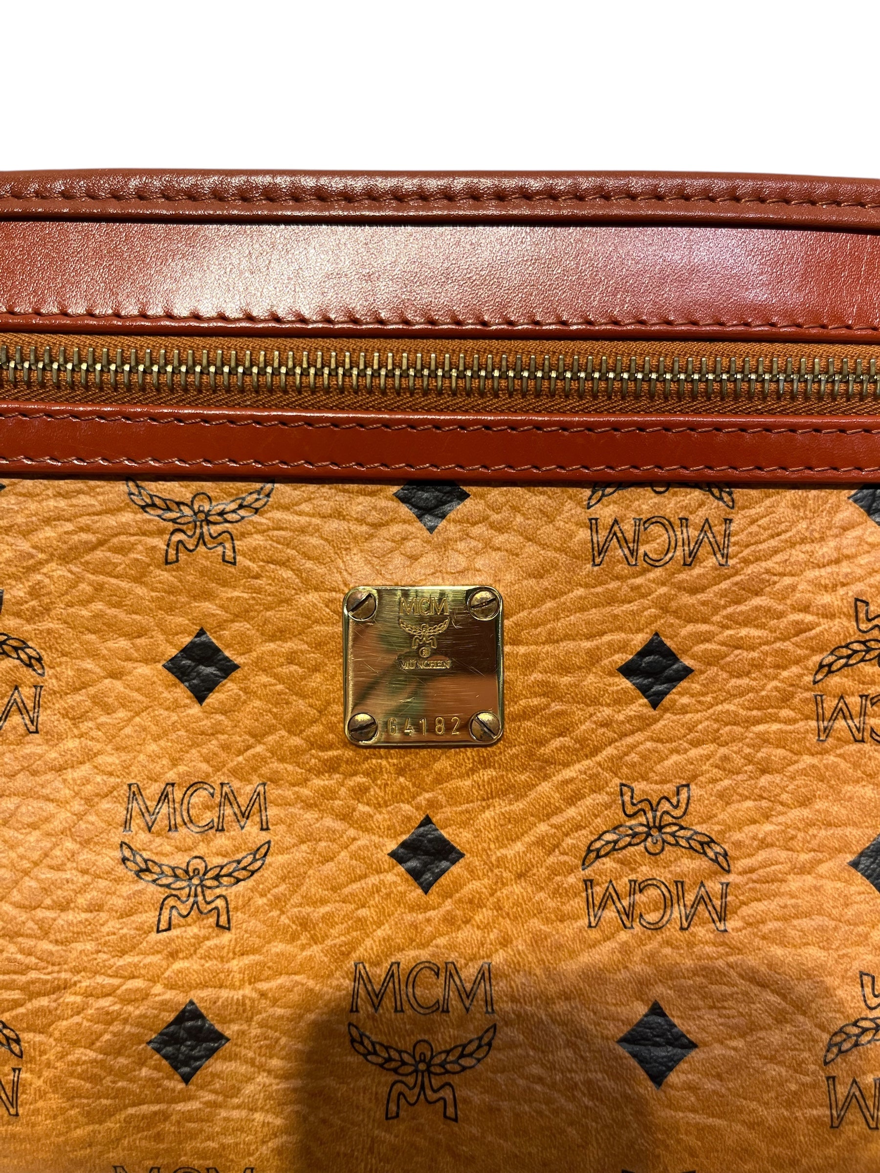 MCM/Pouch/Monogram/Leather/CML/mini pouch view 3